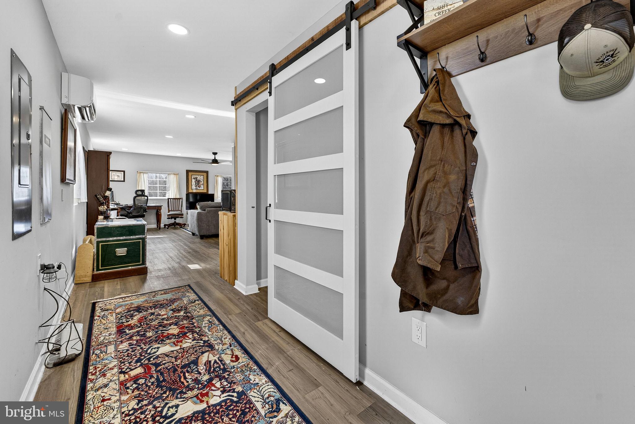 6478 LAUREL HILL LANE