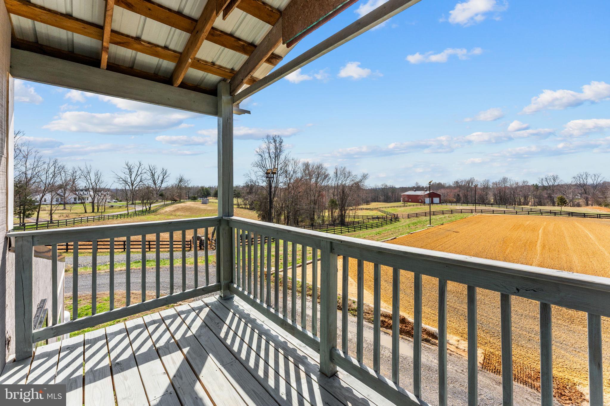 6478 LAUREL HILL LANE