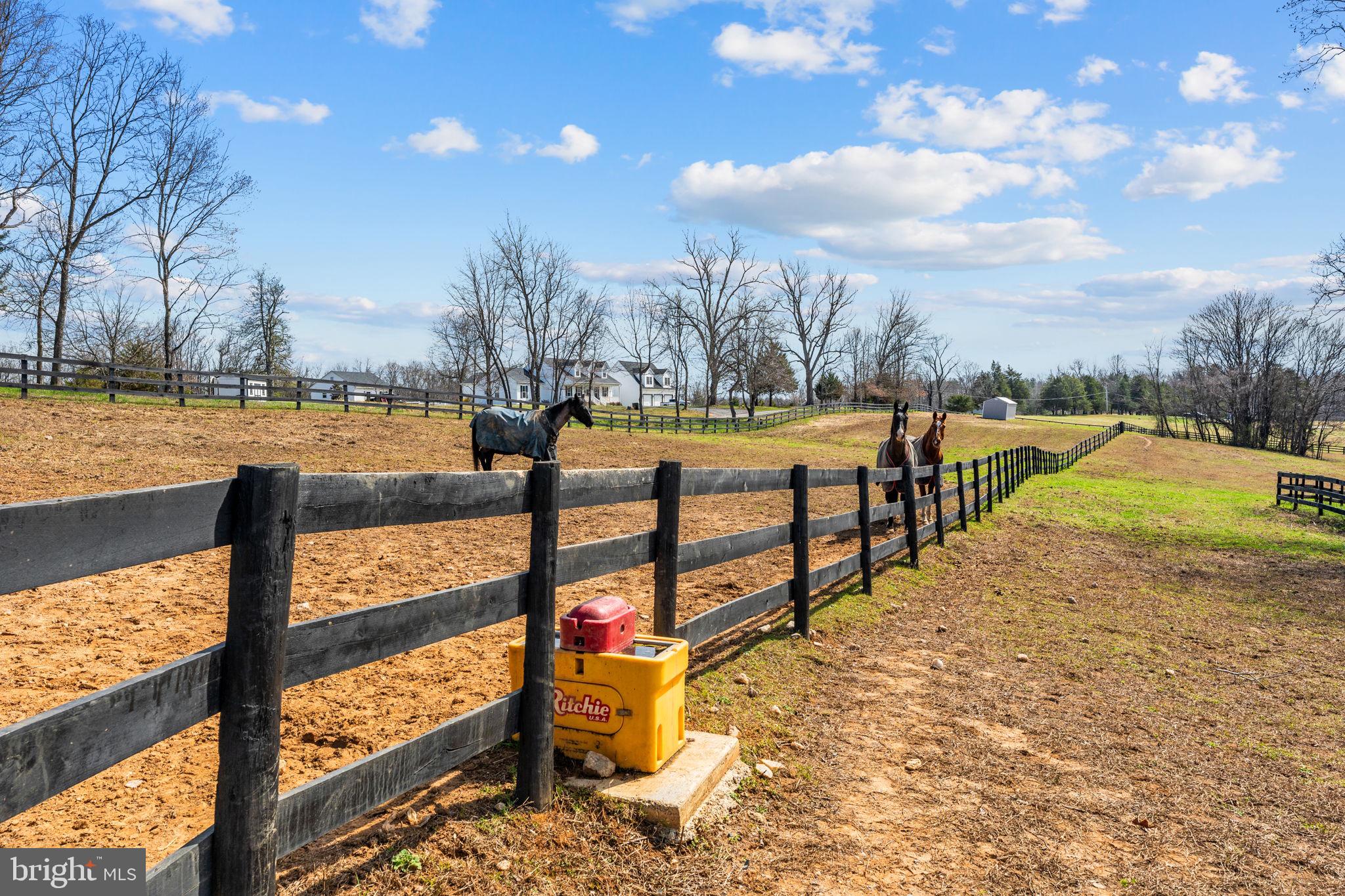 6478 LAUREL HILL LANE