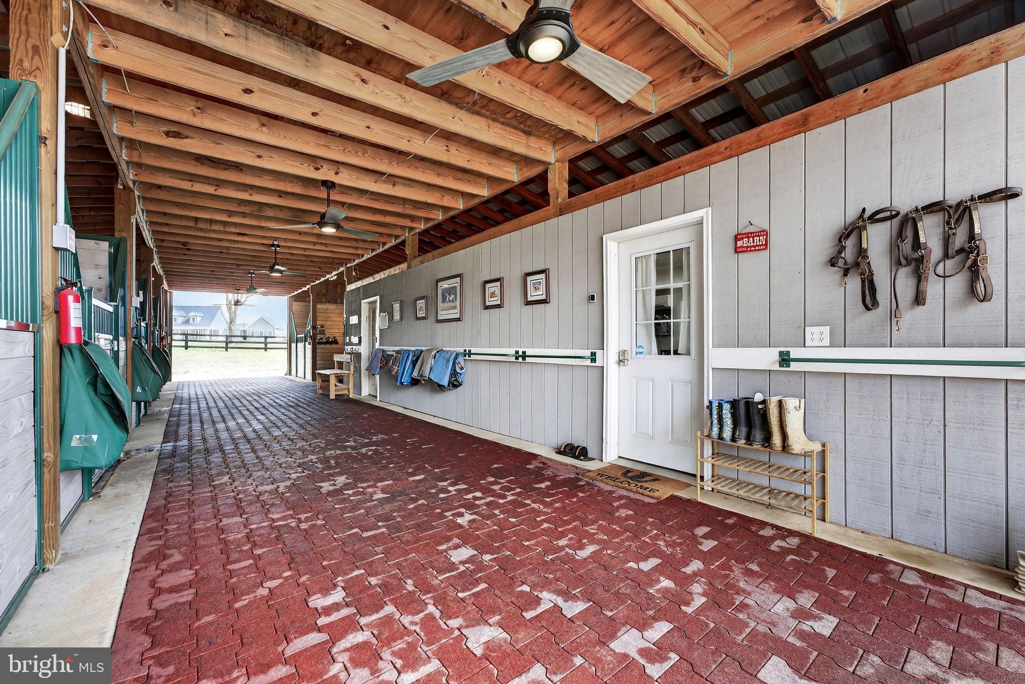 6478 LAUREL HILL LANE