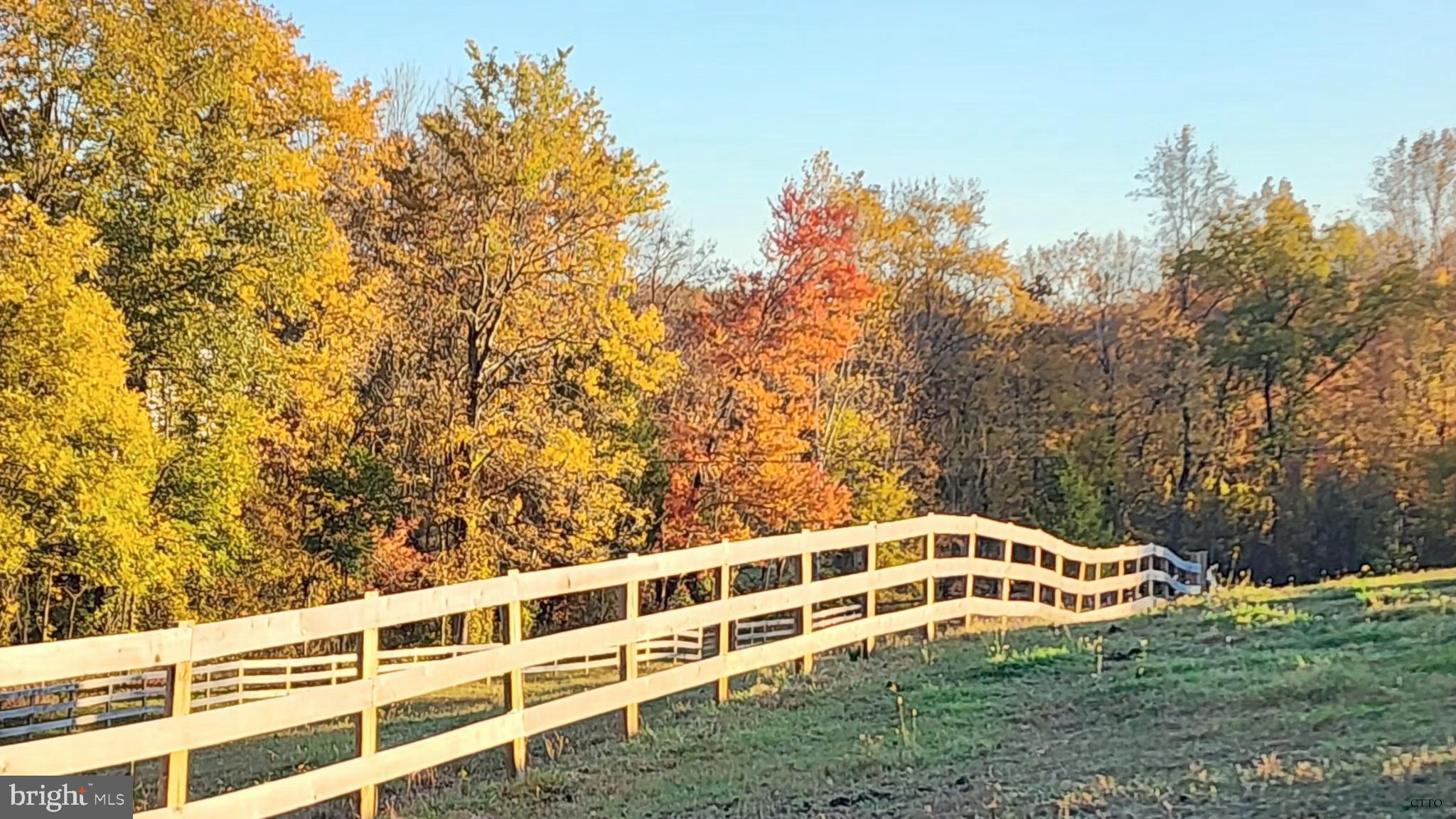 6478 LAUREL HILL LANE