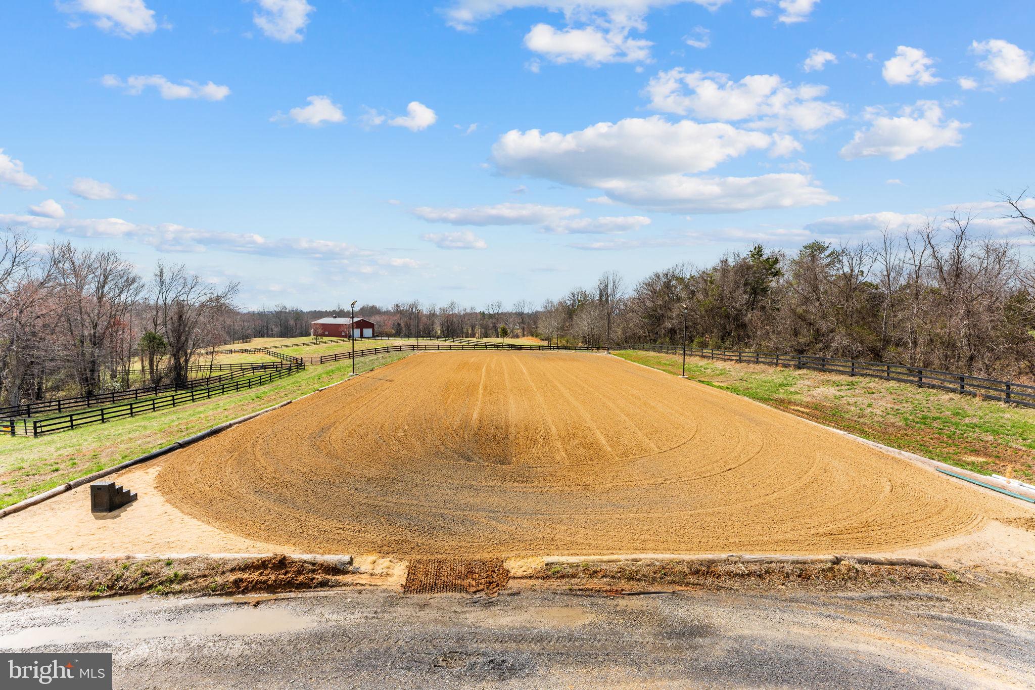 6478 LAUREL HILL LANE