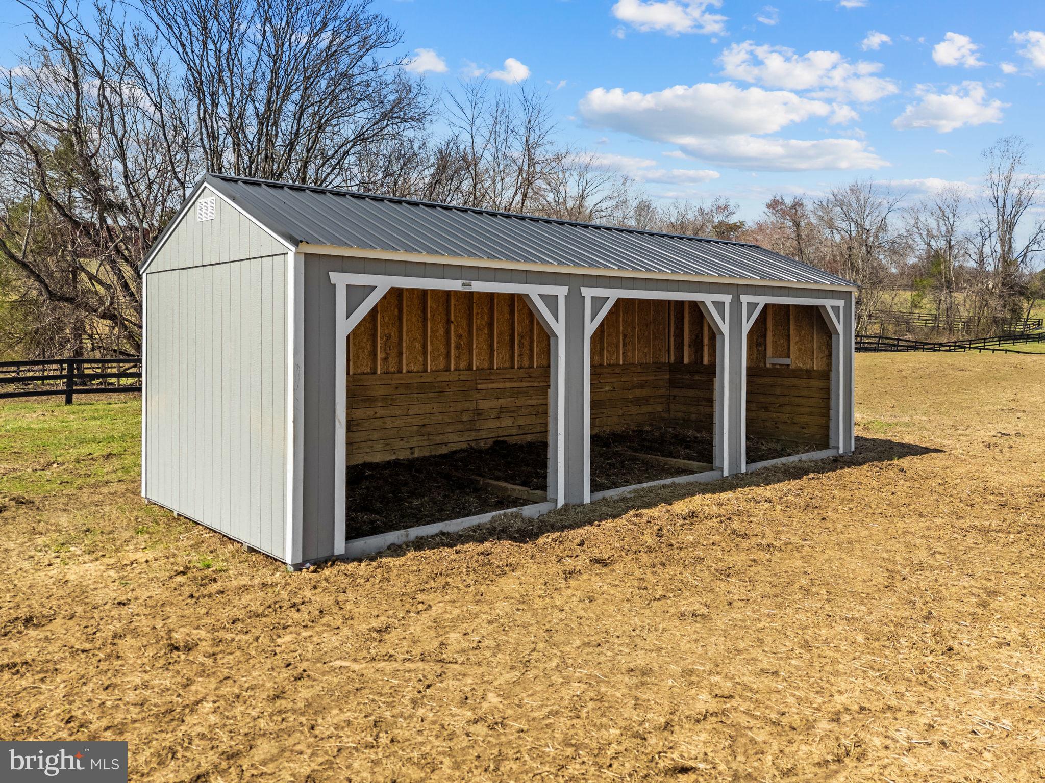 6478 LAUREL HILL LANE