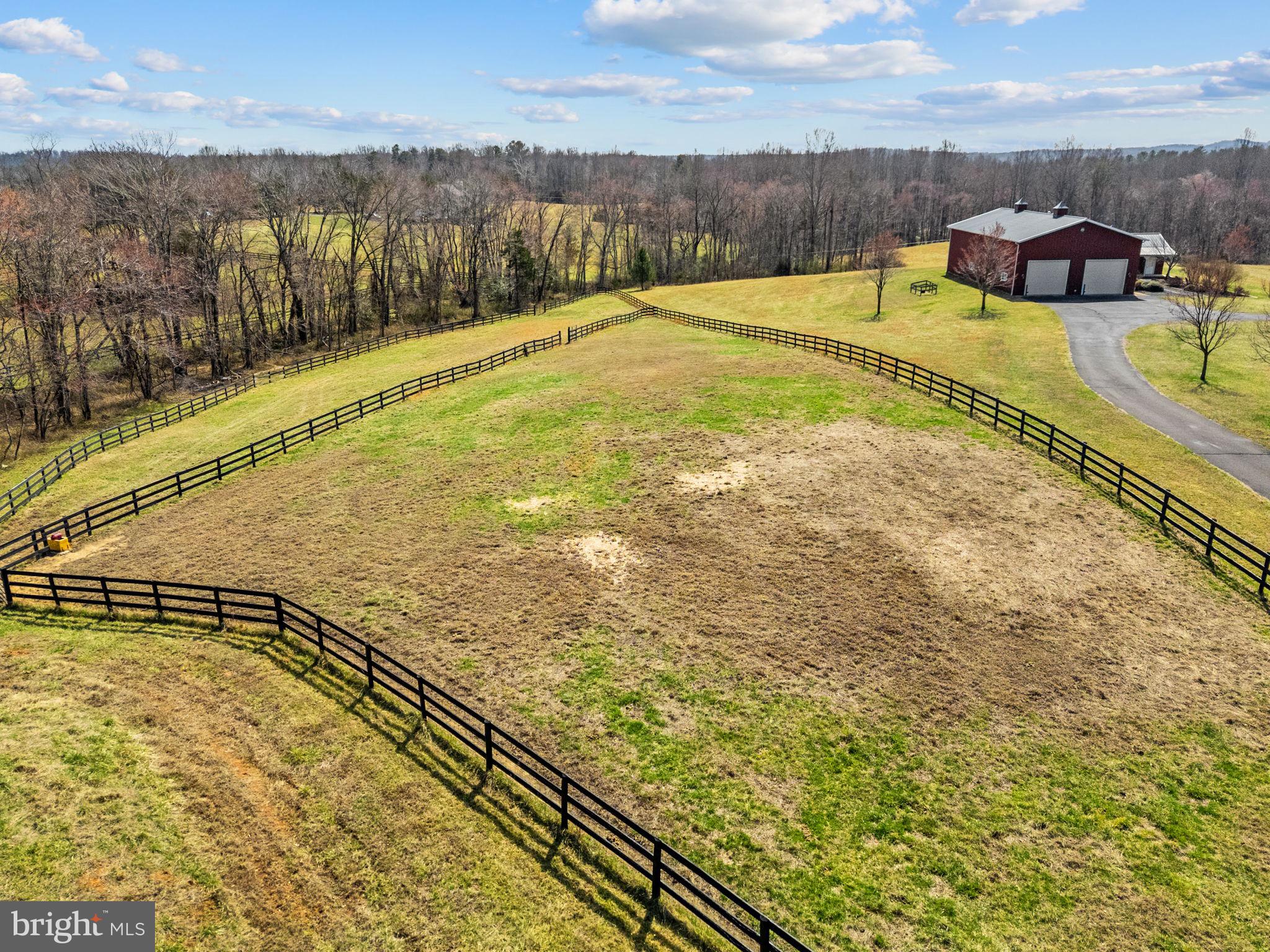 6478 LAUREL HILL LANE