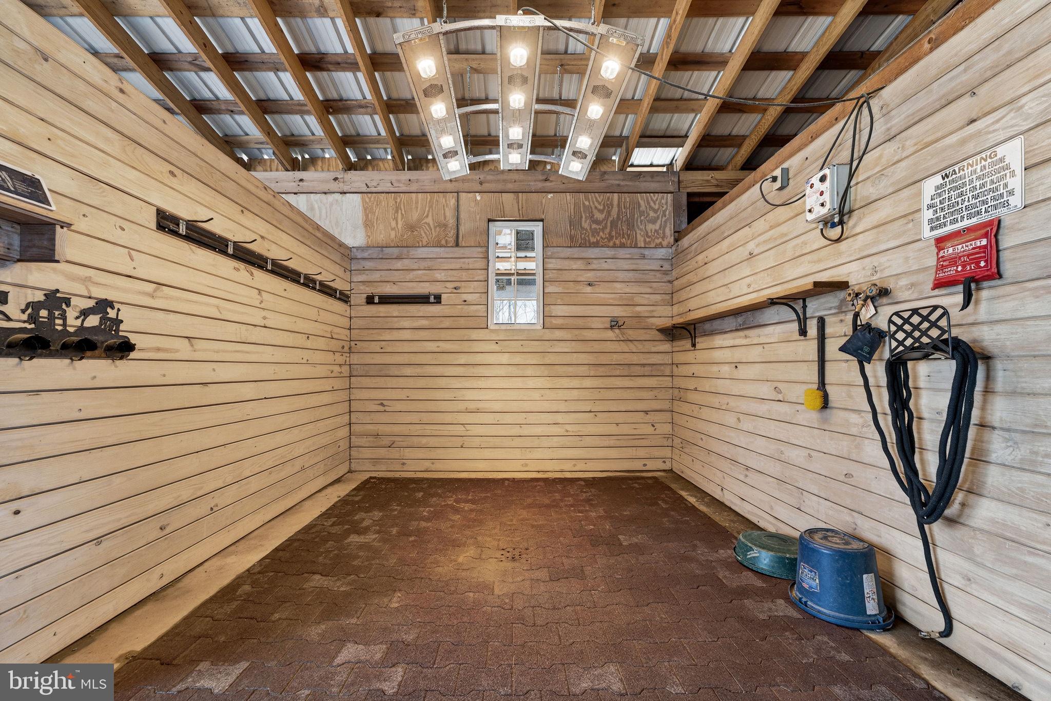 6478 LAUREL HILL LANE