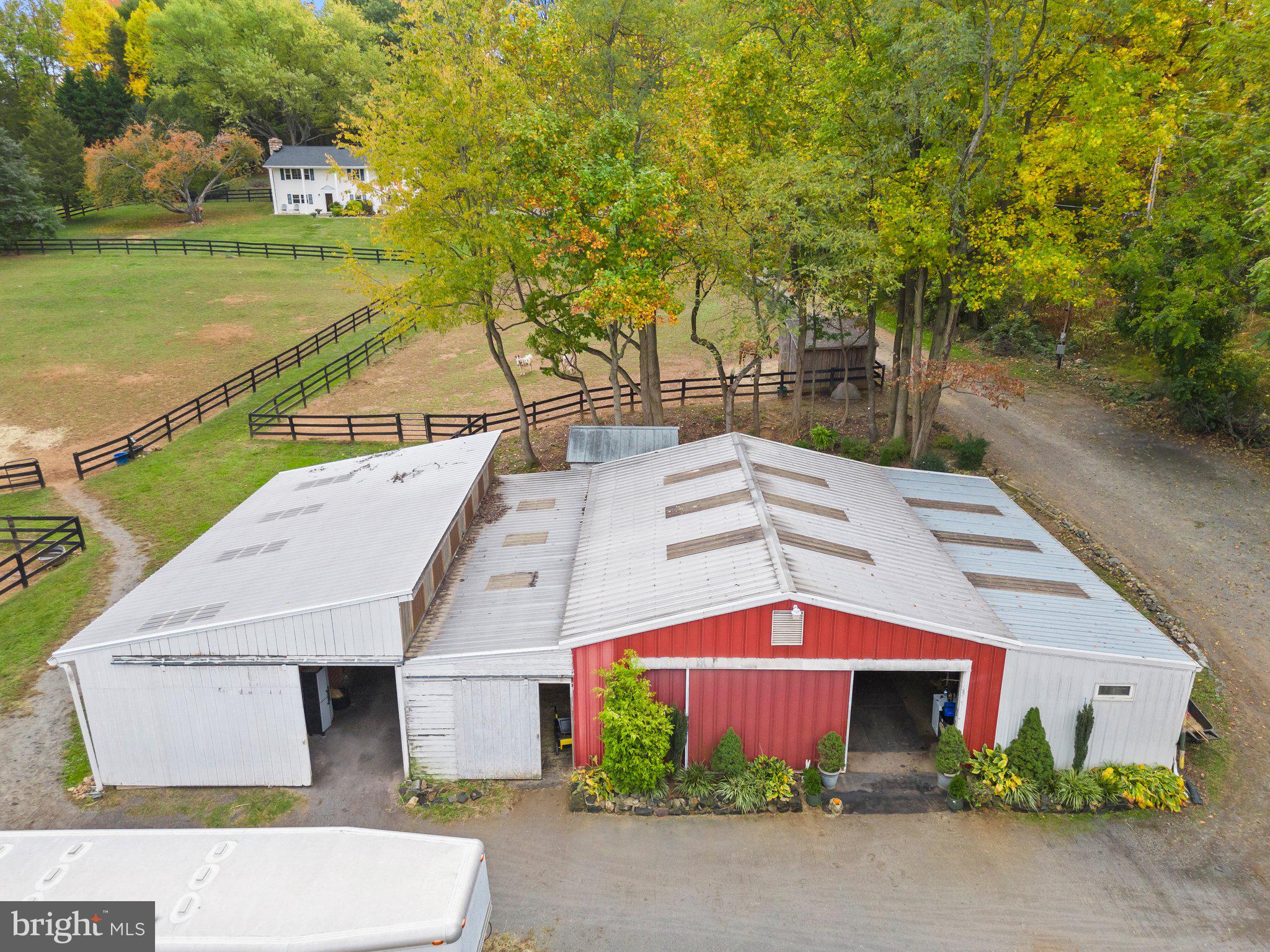 6768 WARWICK LANE