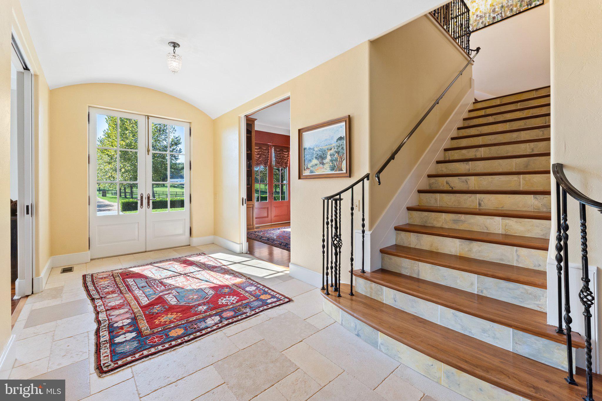 10500 MOUNTAIN SHADOW LANE