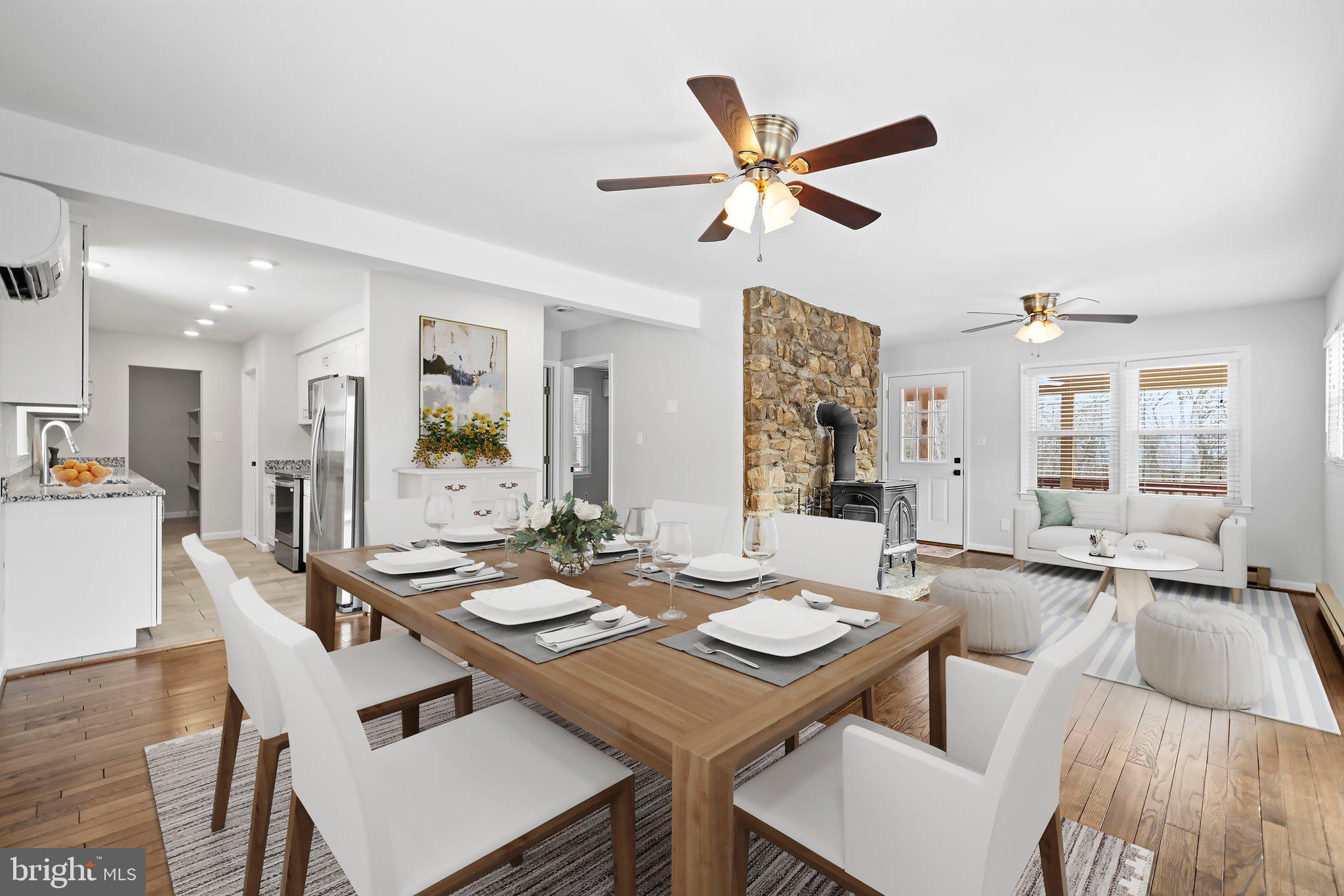 9836 TIMBER HEIGHTS