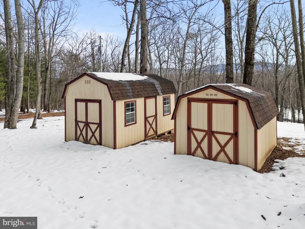 9836 TIMBER HEIGHTS