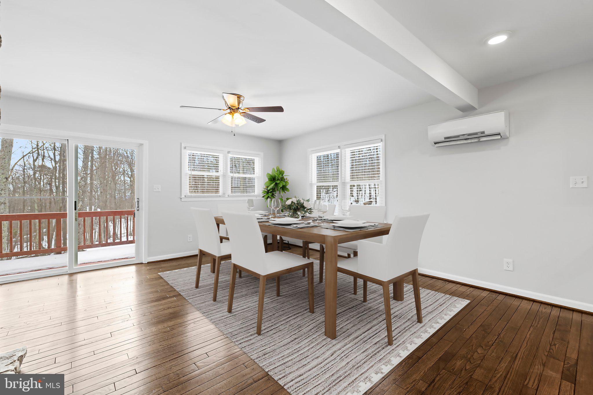 9836 TIMBER HEIGHTS