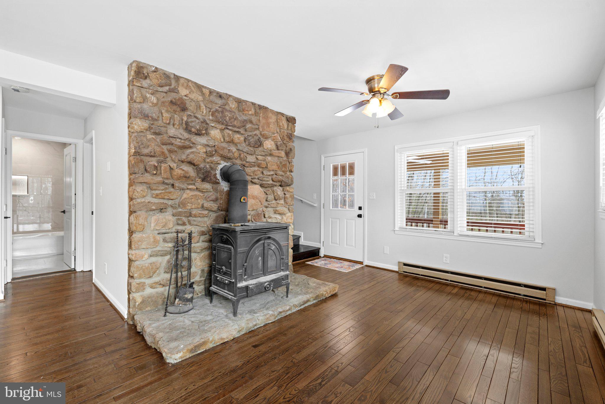 9836 TIMBER HEIGHTS
