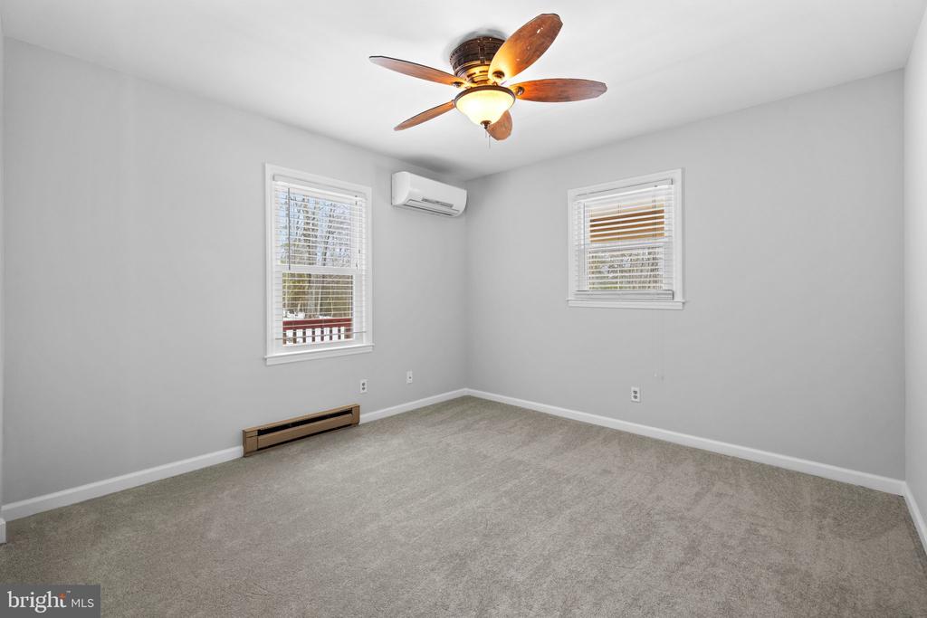 9836 TIMBER HEIGHTS