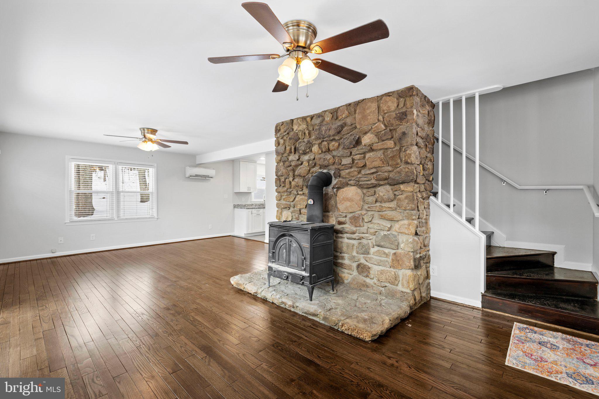 9836 TIMBER HEIGHTS