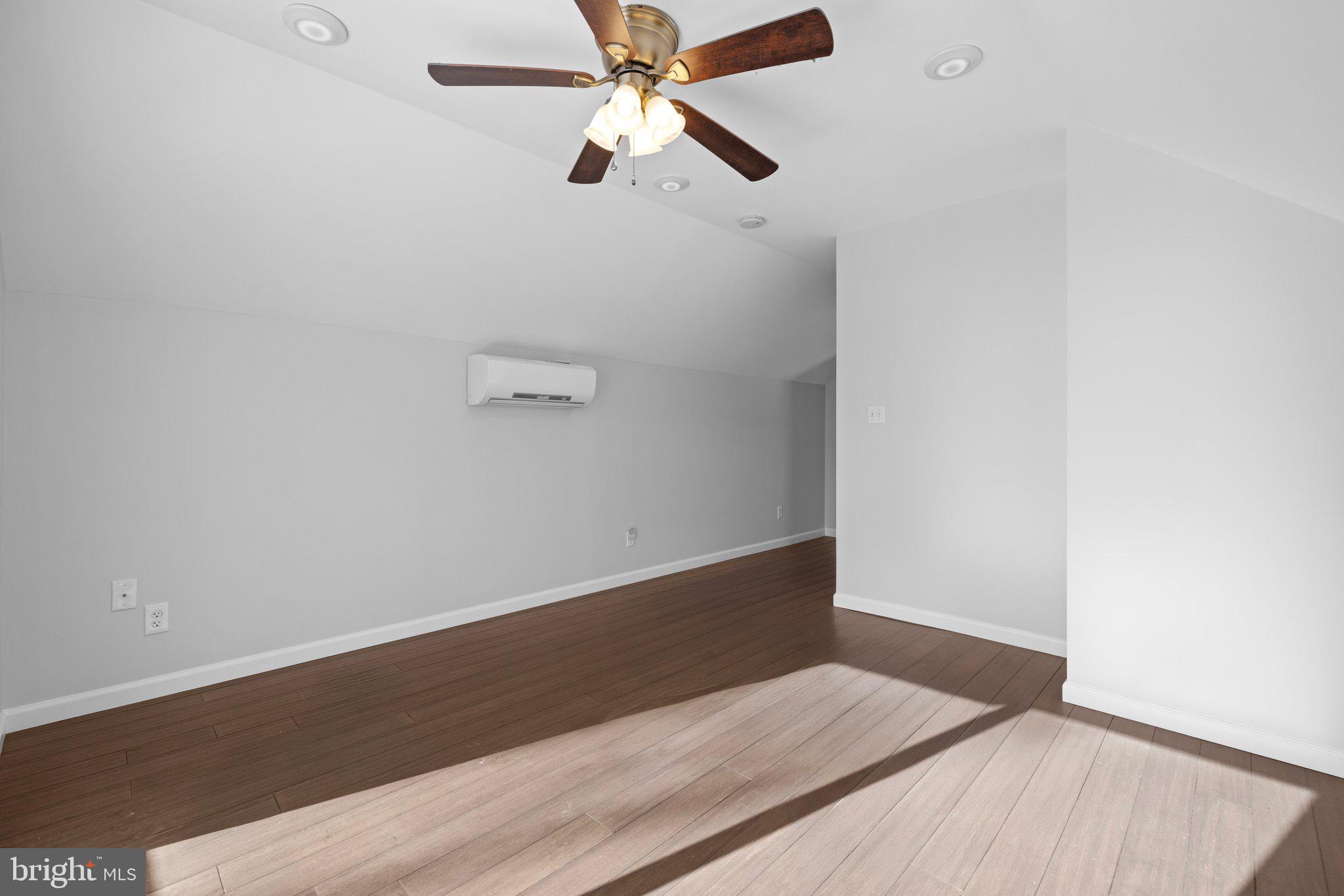9836 TIMBER HEIGHTS
