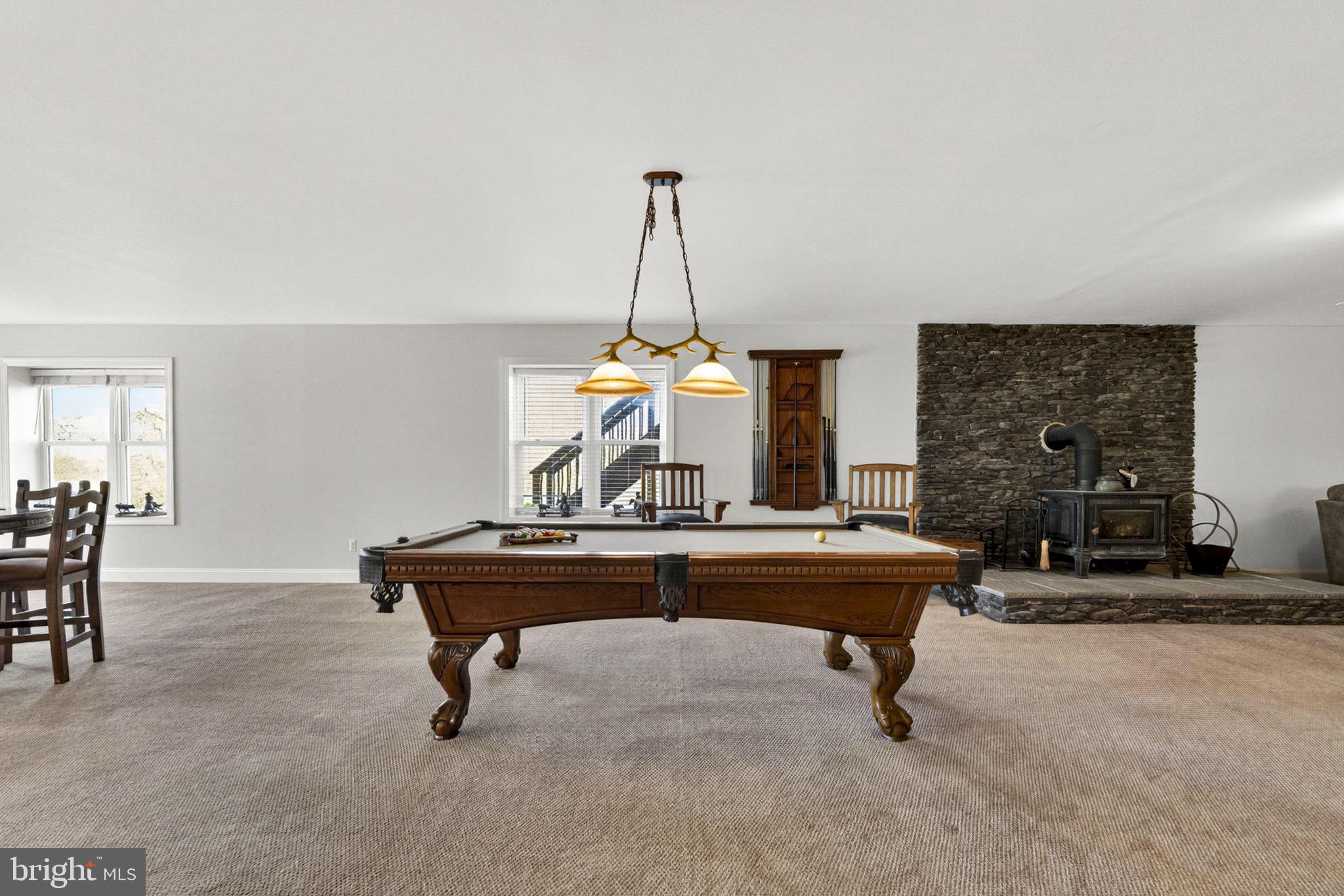 7312 OAK LANE