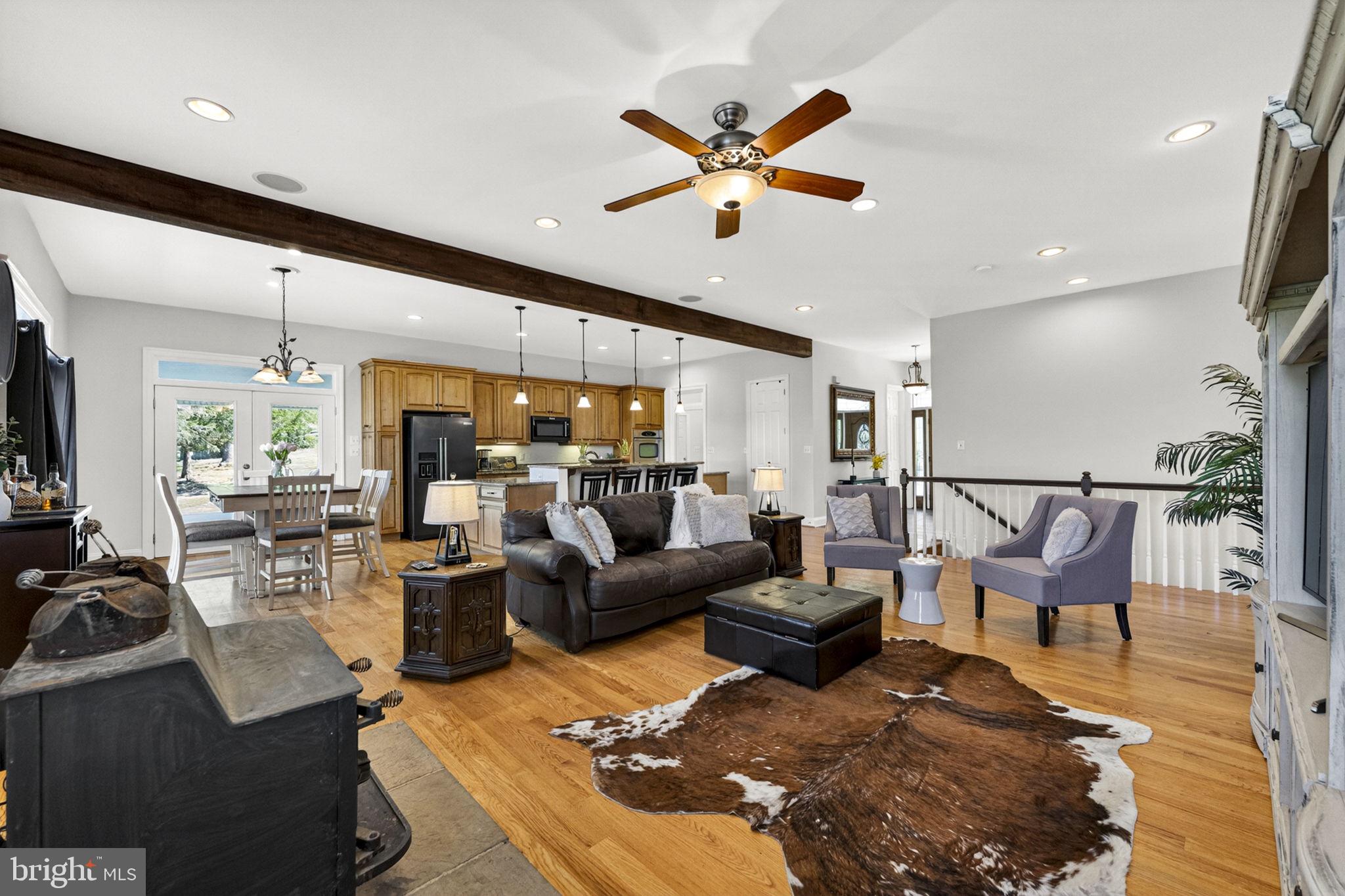 7312 OAK LANE