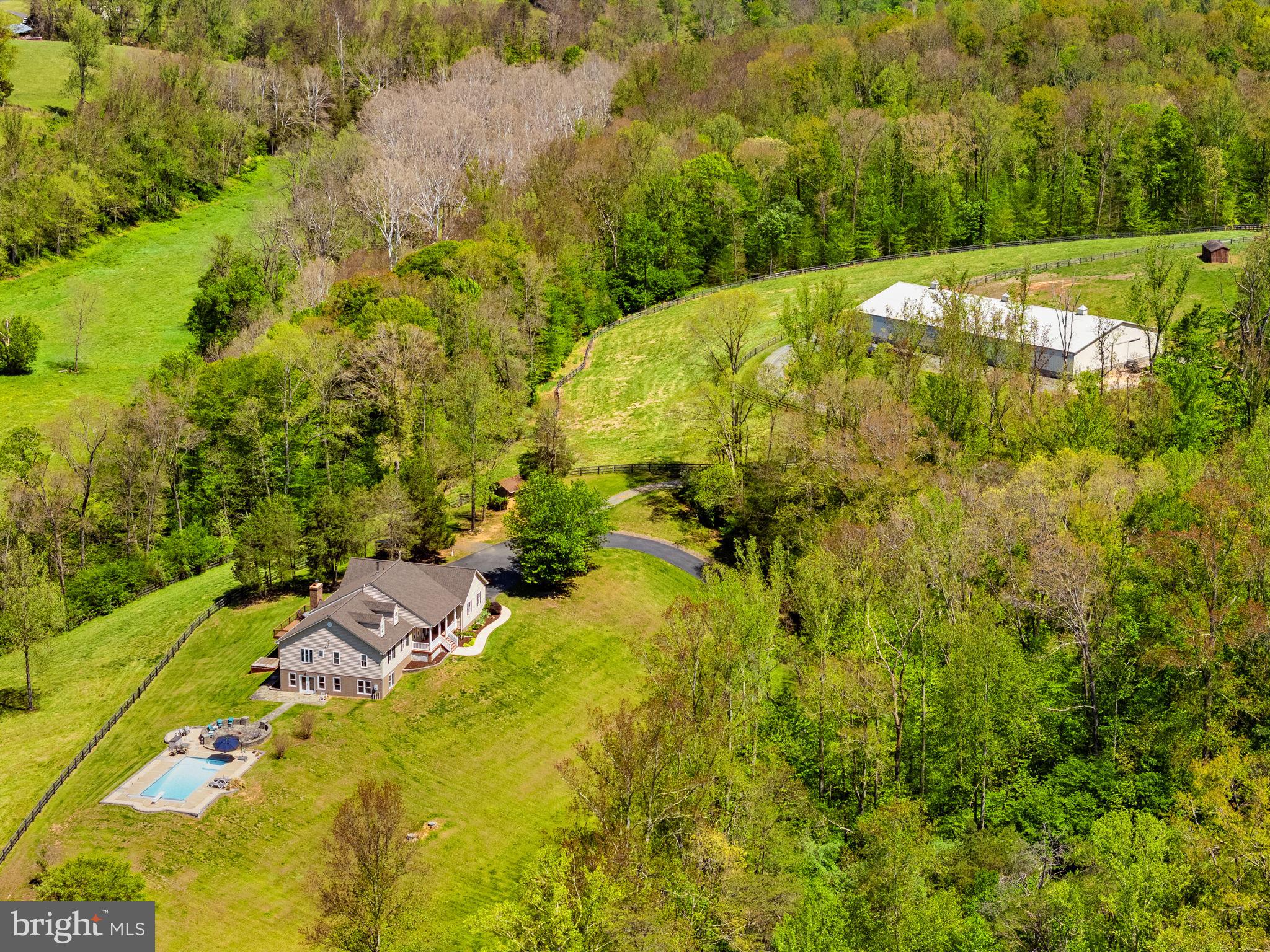 7312 OAK LANE