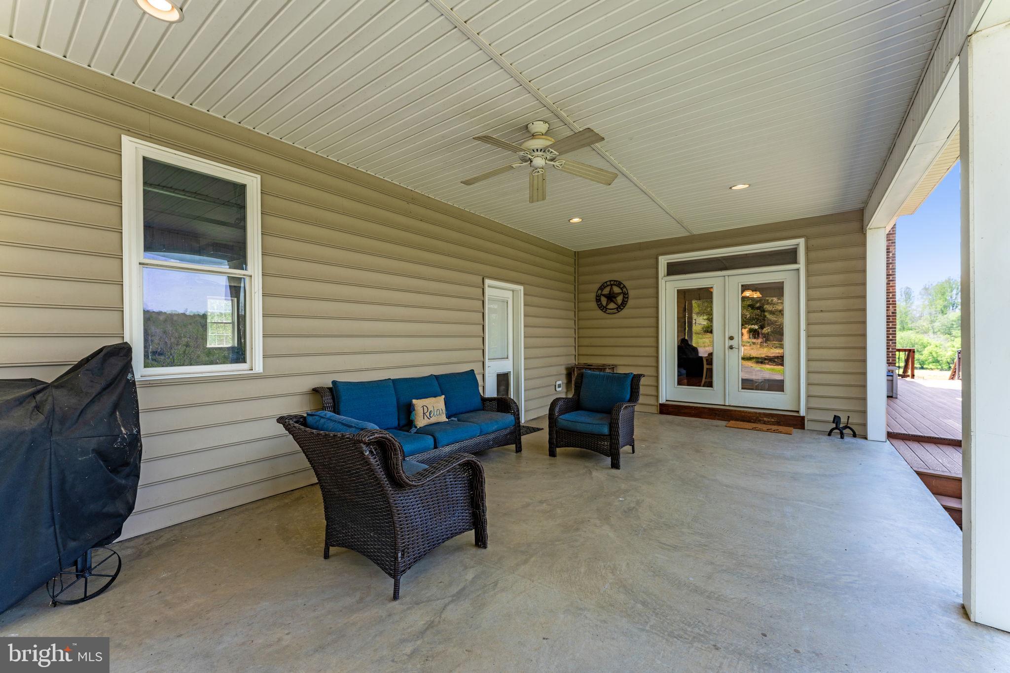 7312 OAK LANE