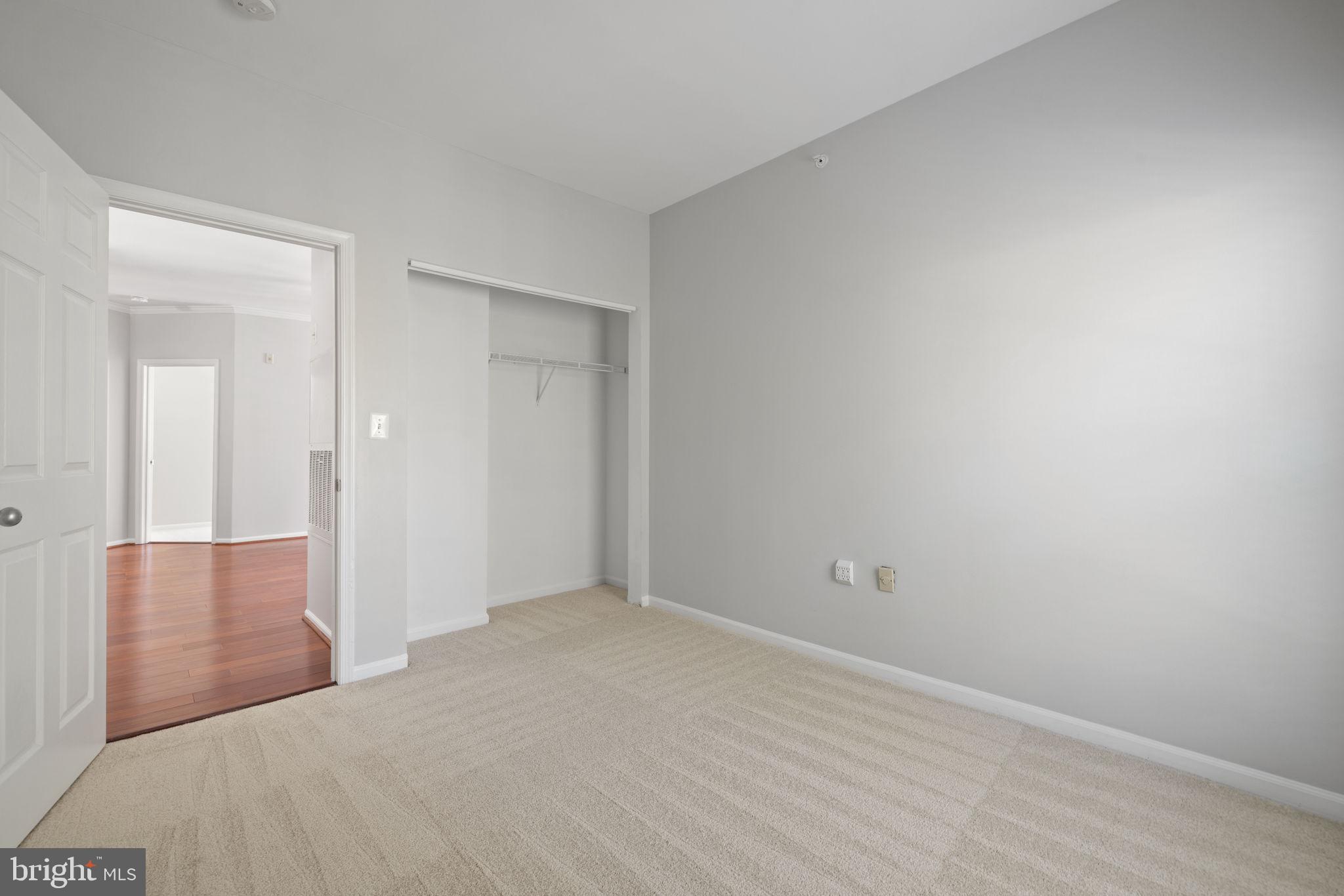 1519 N POINT DRIVE 302