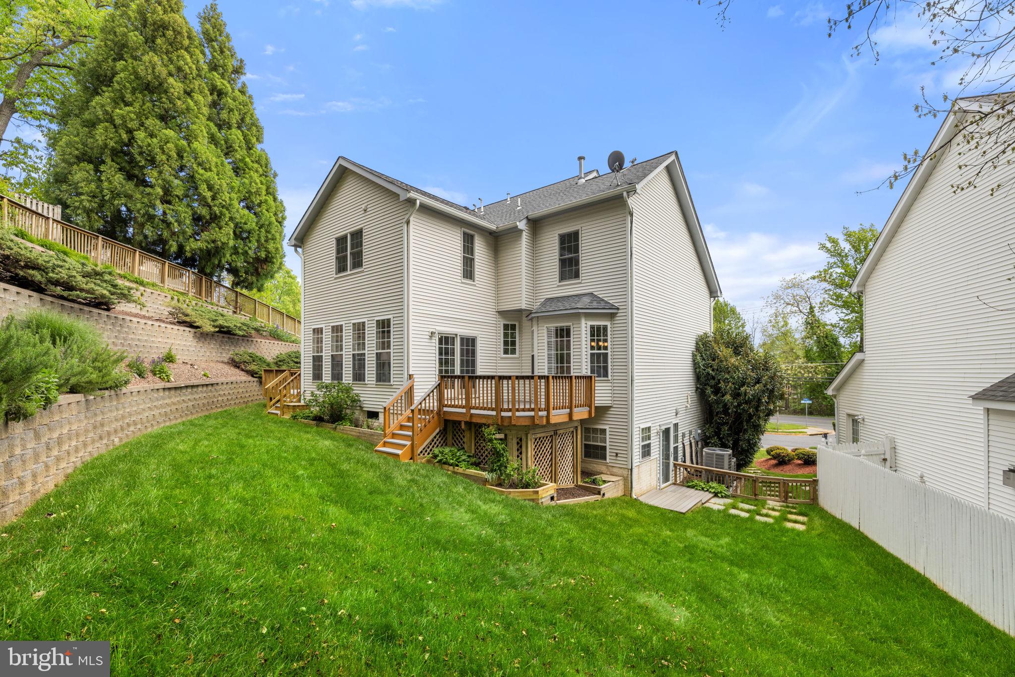 2412 SHREVE HILL ROAD