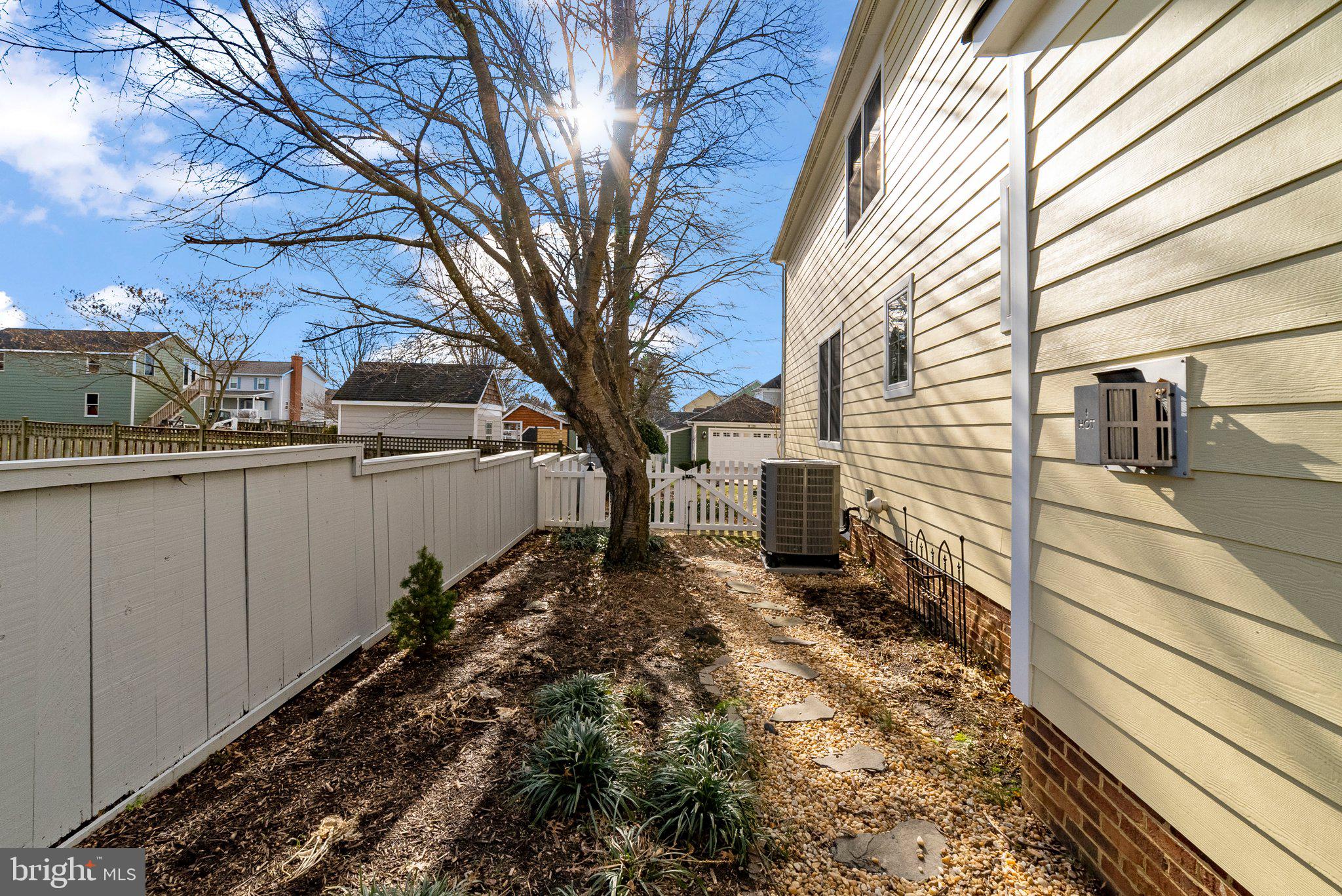 144 POSITANO COURT