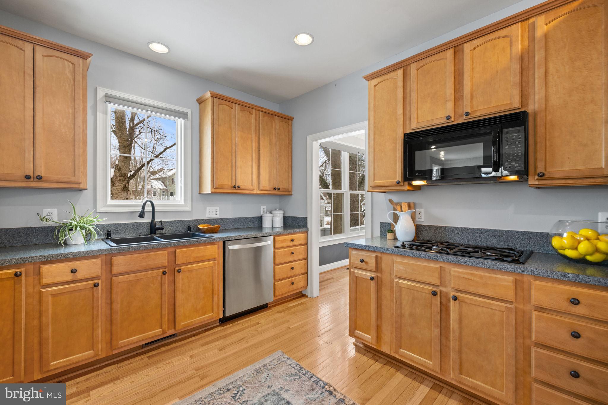 144 POSITANO COURT