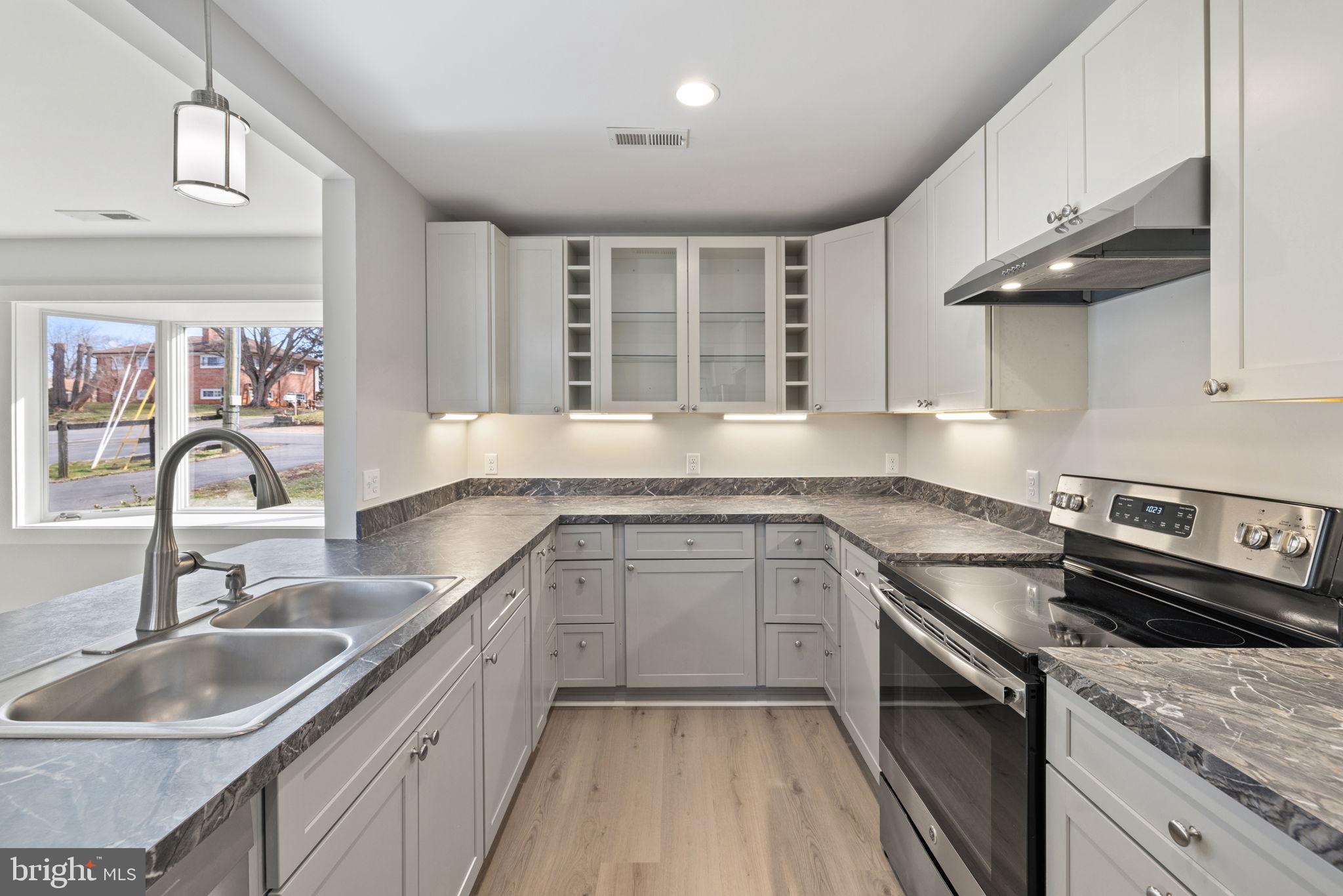 705 WIRT STREET SW
