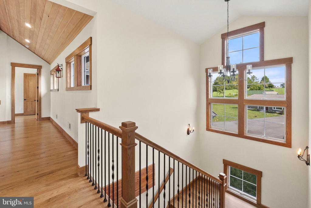 40192 FEATHERBED LANE