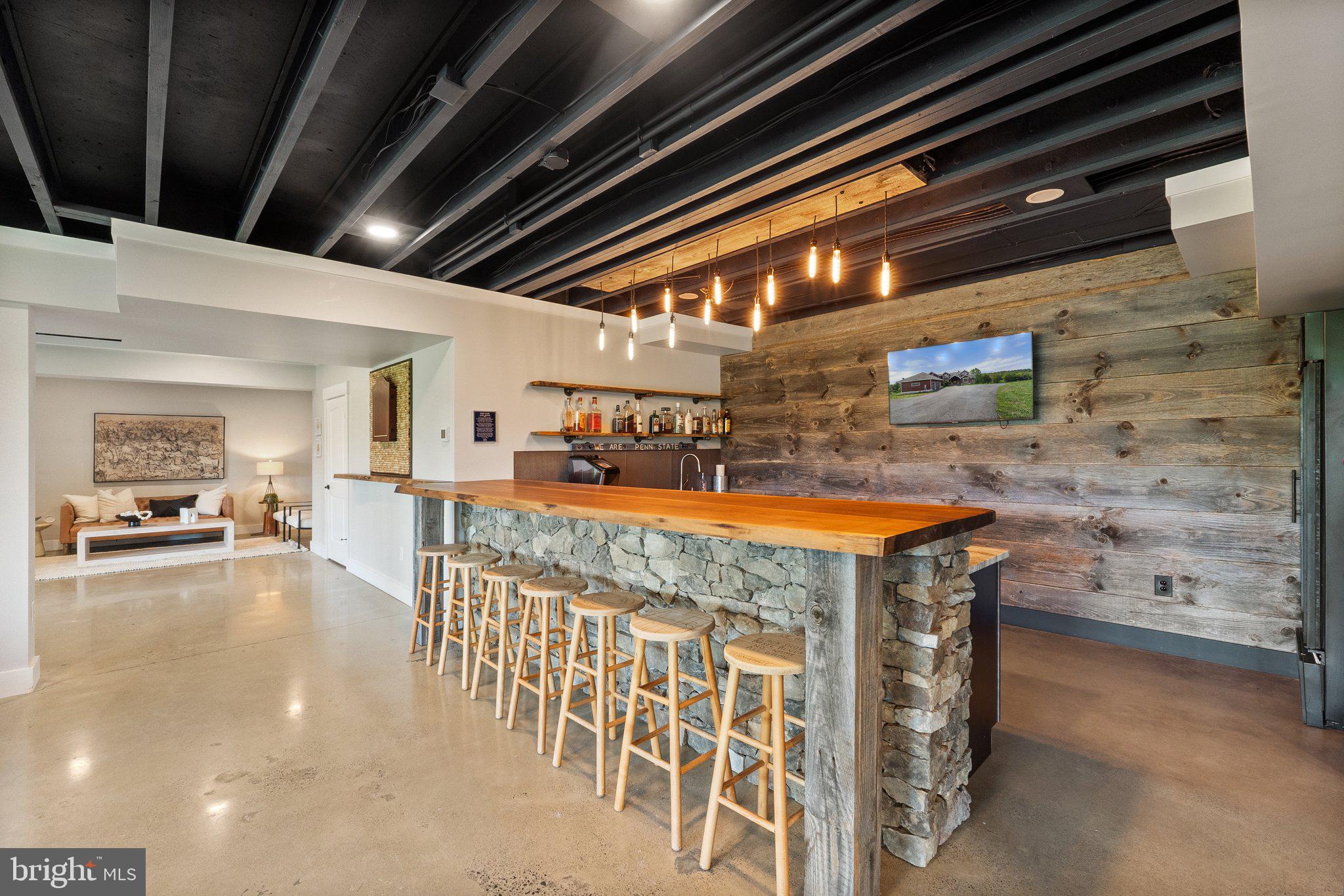40192 FEATHERBED LANE