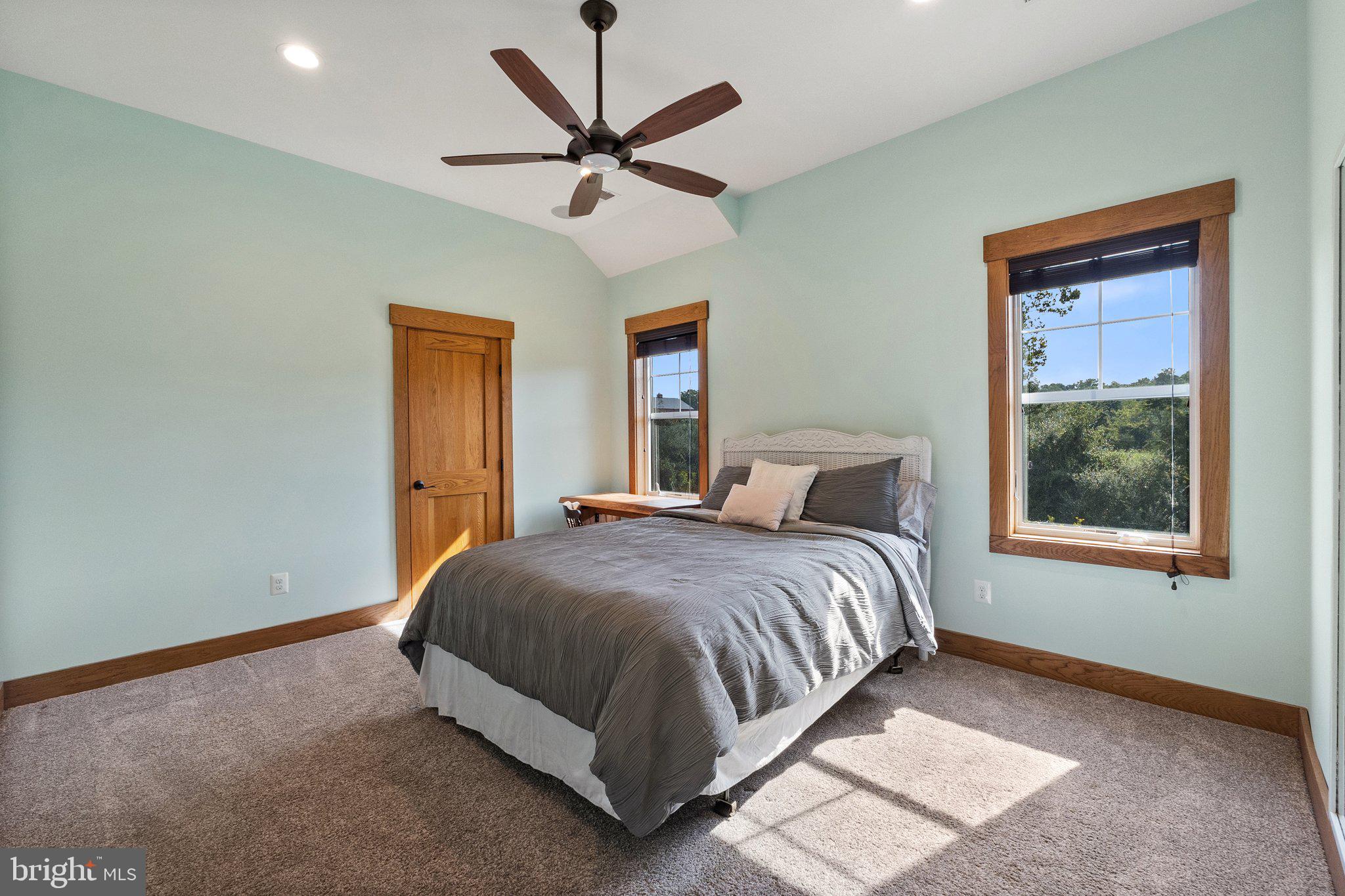 40192 FEATHERBED LANE