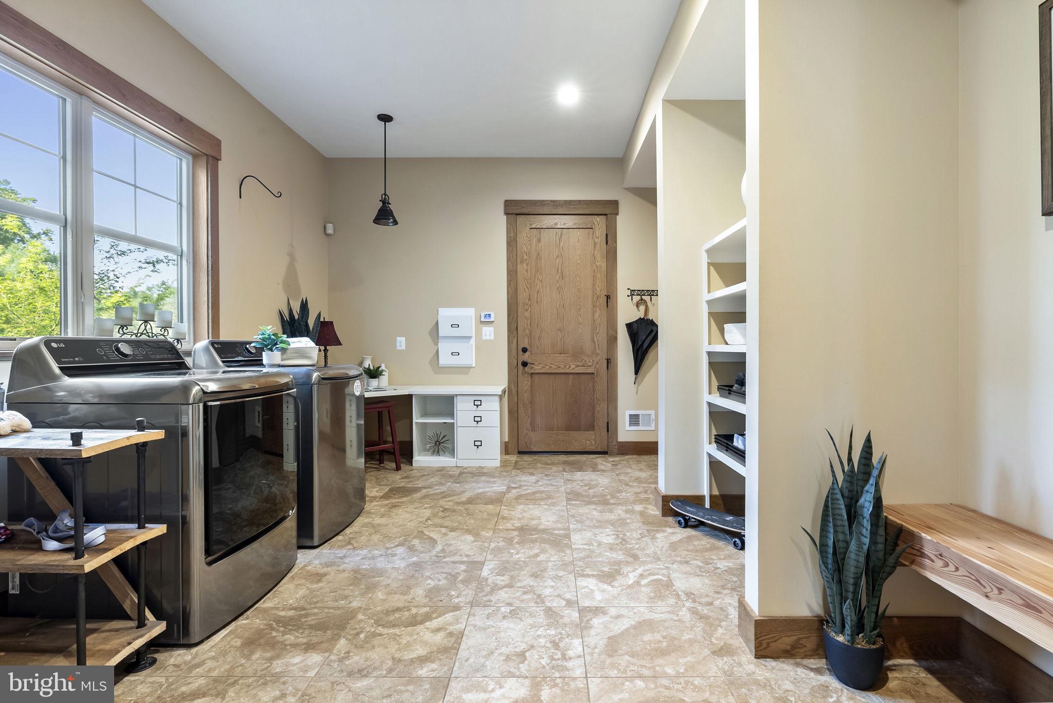 40192 FEATHERBED LANE