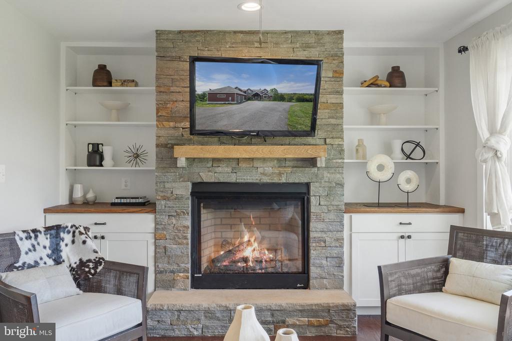 40192 FEATHERBED LANE