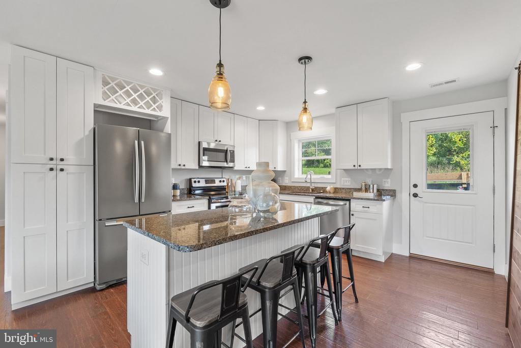 40192 FEATHERBED LANE