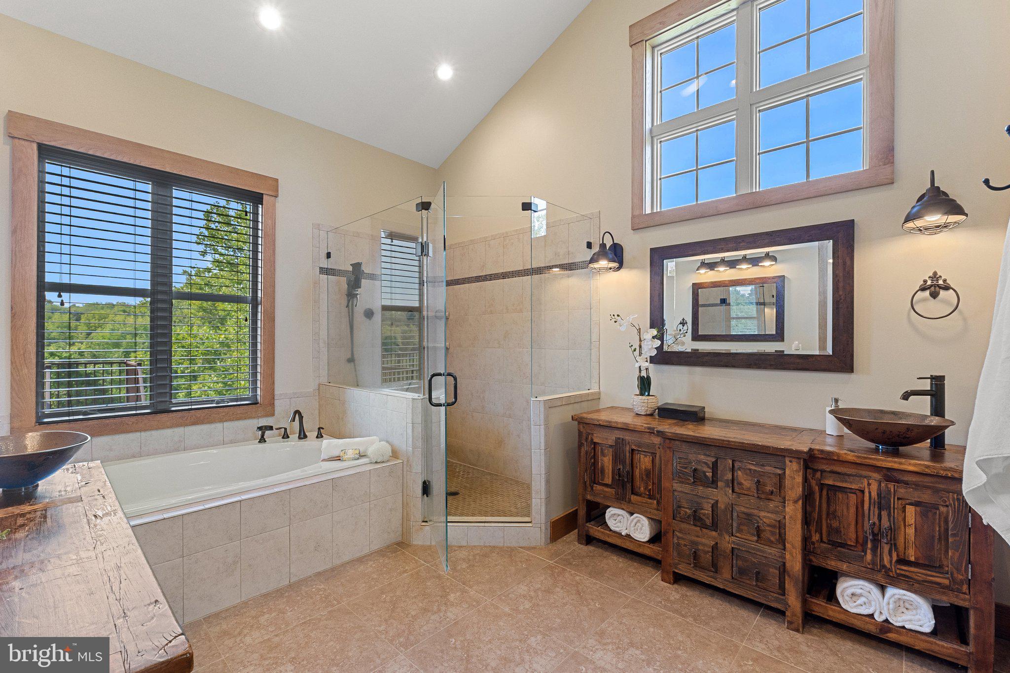 40192 FEATHERBED LANE