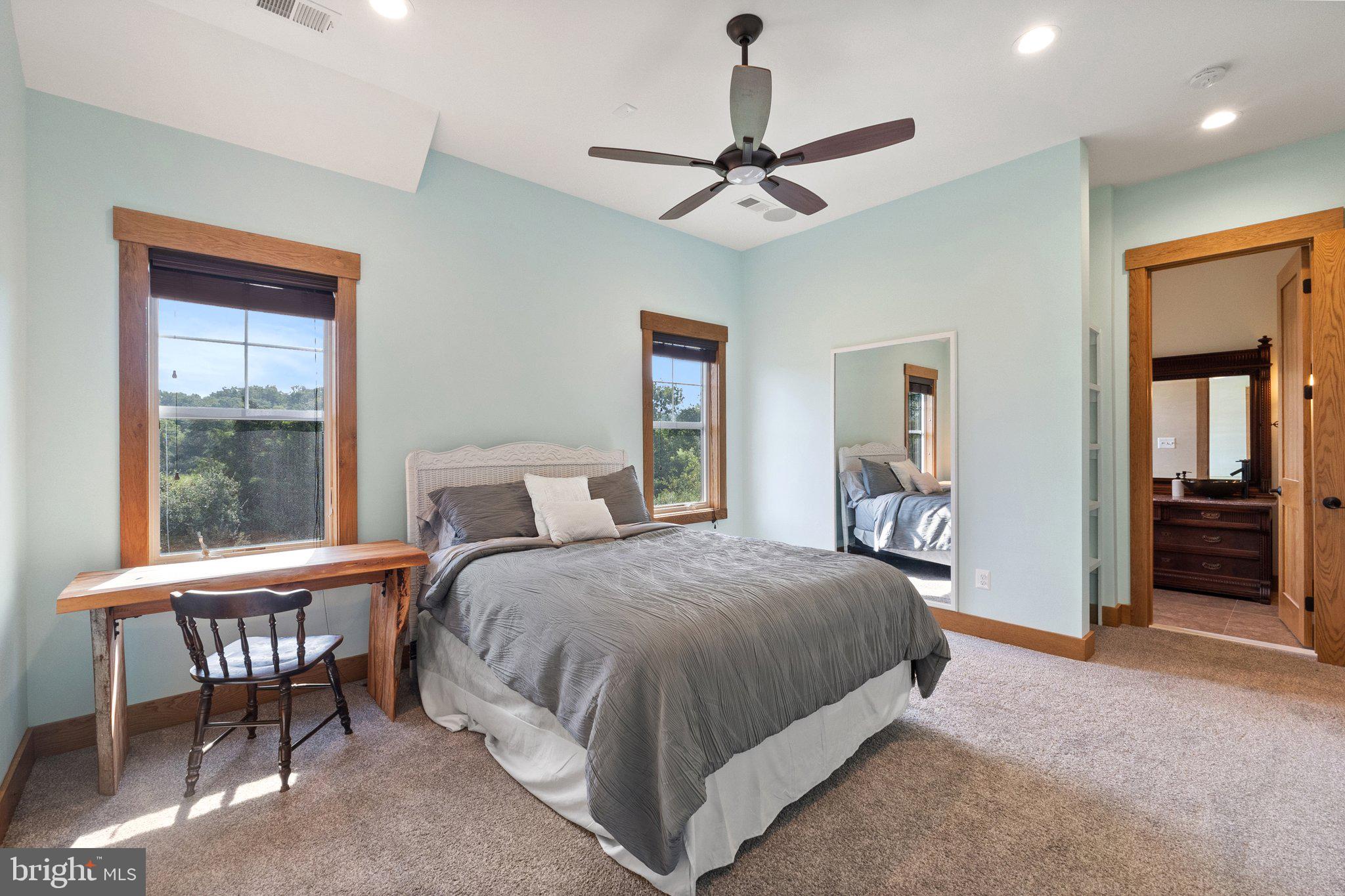 40192 FEATHERBED LANE