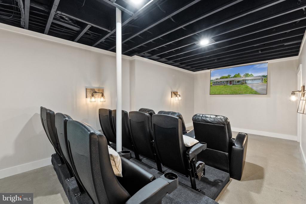 40192 FEATHERBED LANE