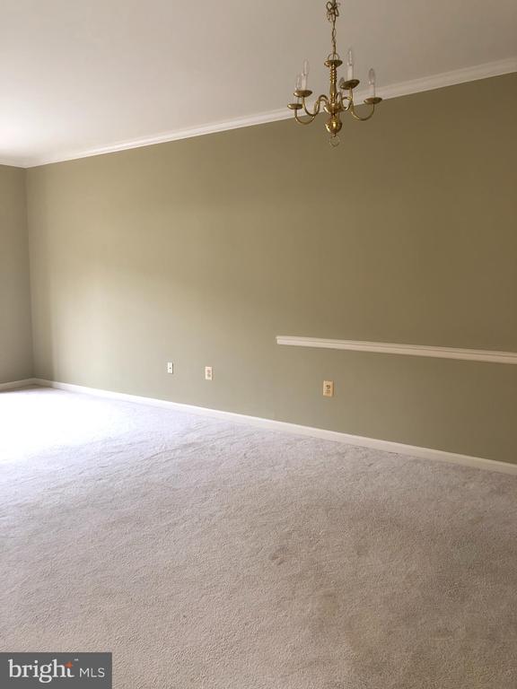 47679 COMER SQUARE