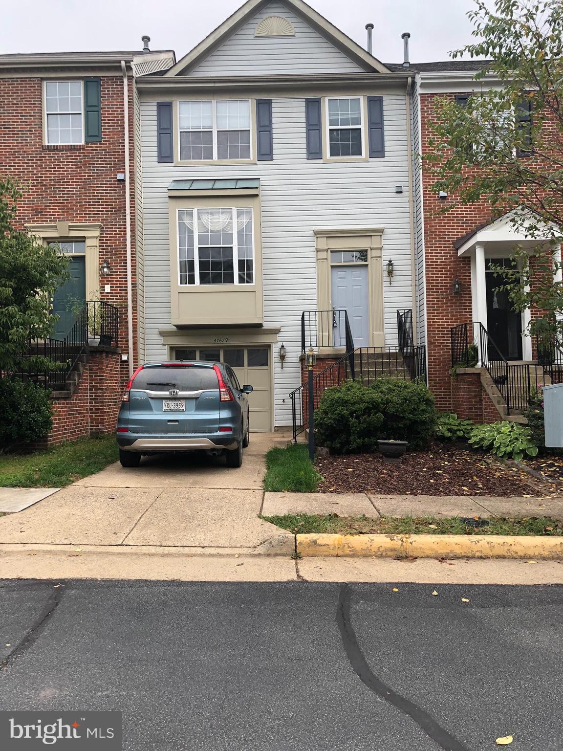 47679 COMER SQUARE