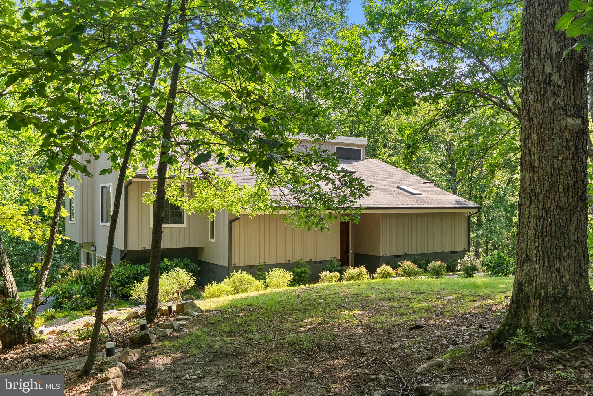39368 LONGHILL LANE