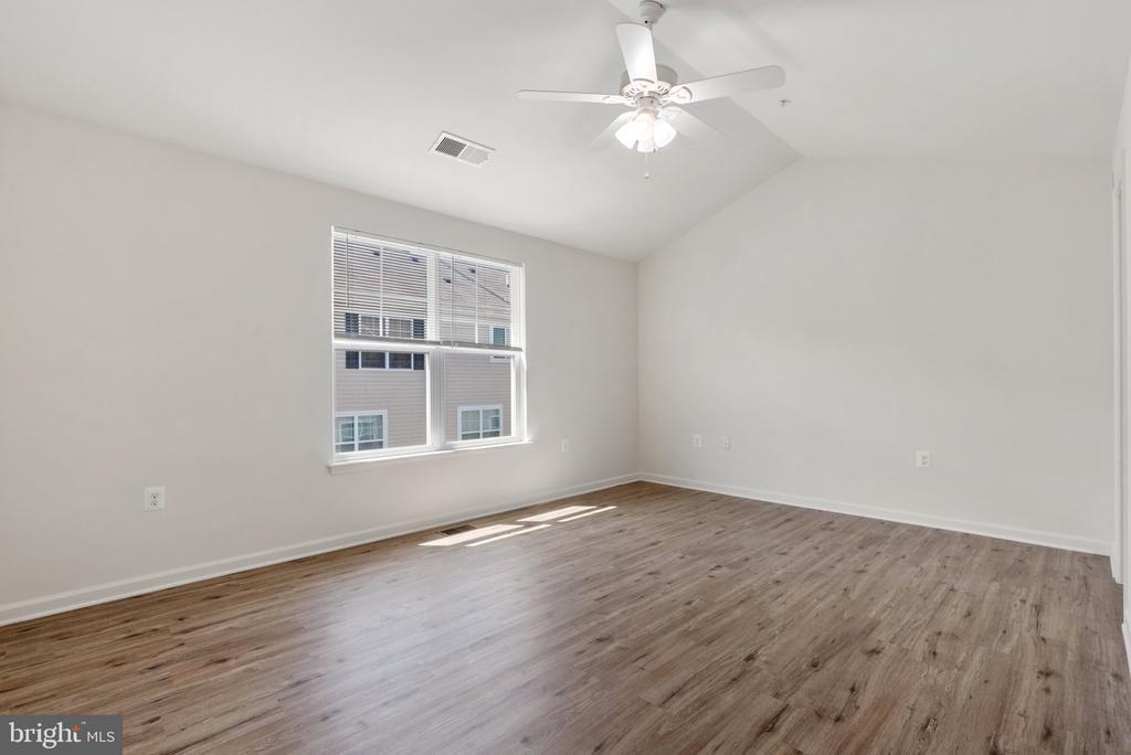 42189 SHORECREST TERRACE
