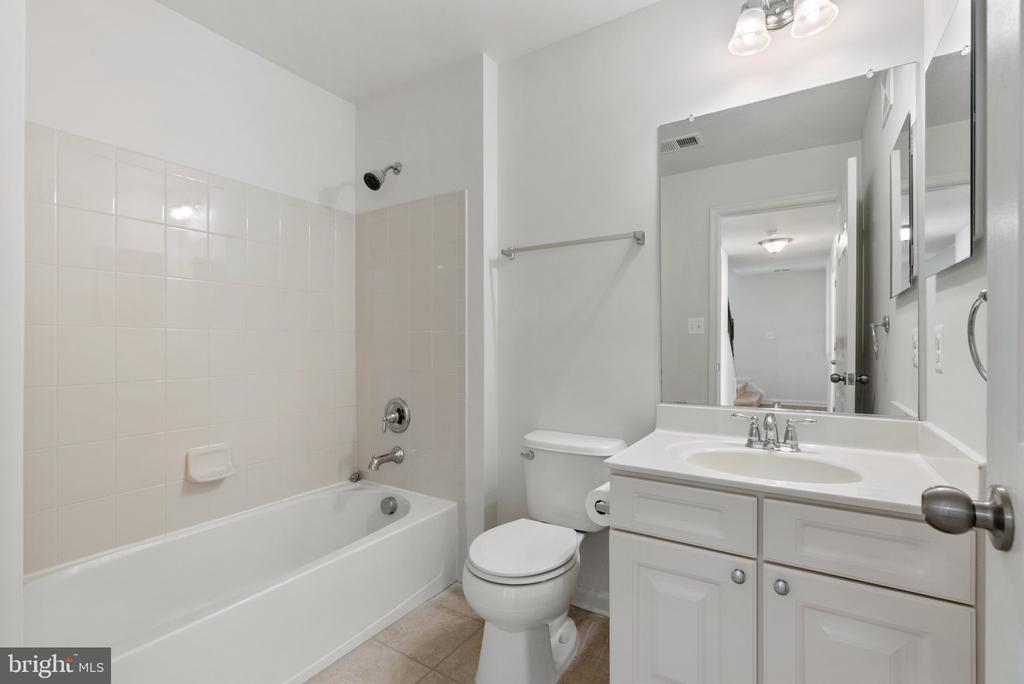 42189 SHORECREST TERRACE