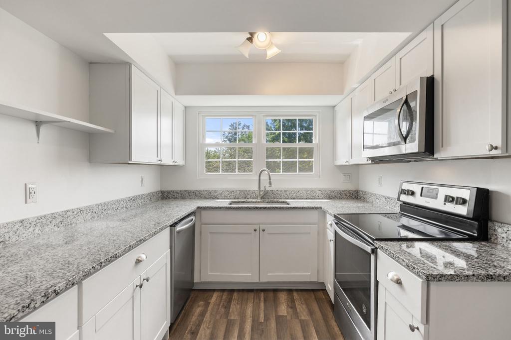 120 PROSPERITY AVENUE SE E