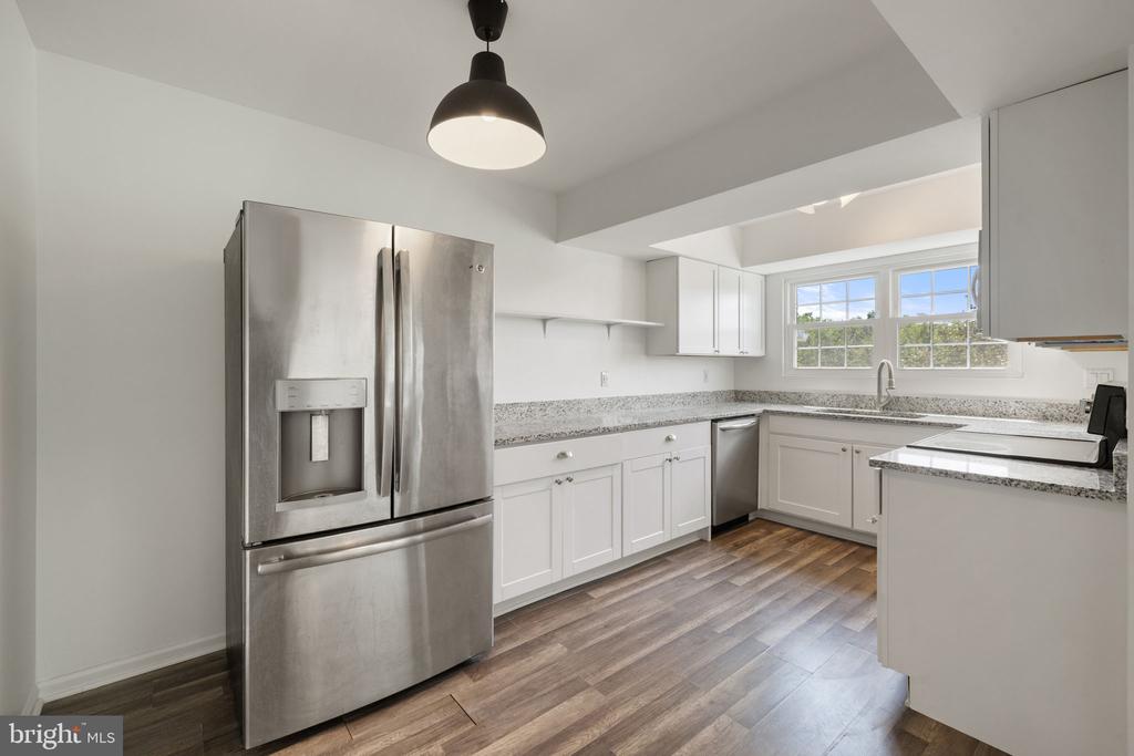 120 PROSPERITY AVENUE SE E