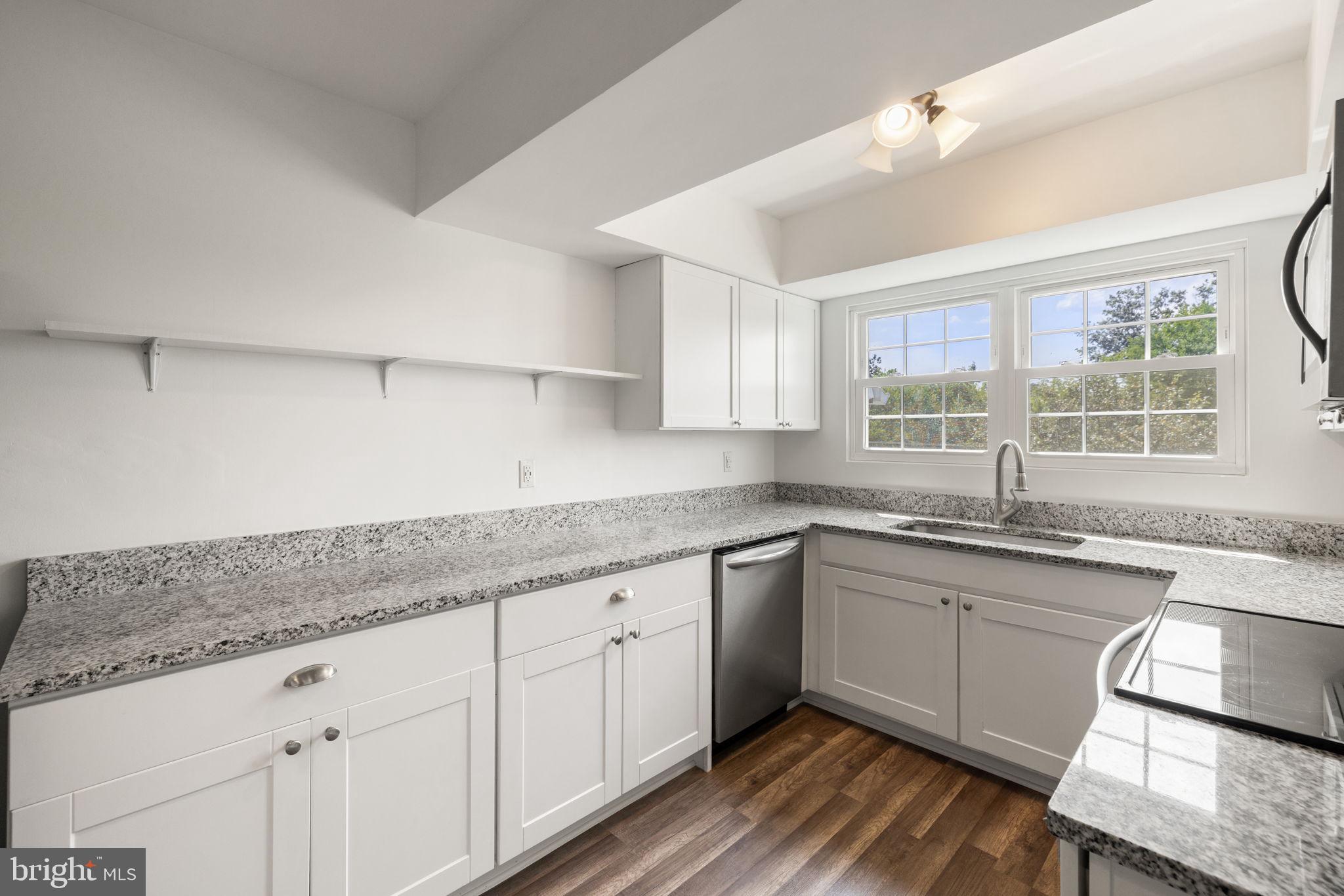 120 PROSPERITY AVENUE SE E
