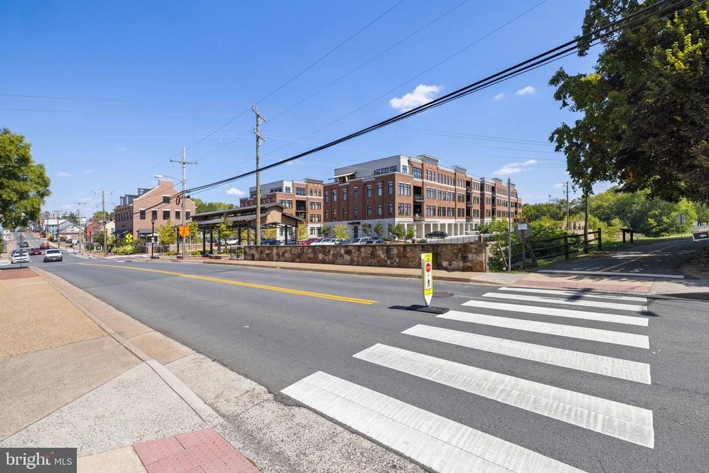 120 PROSPERITY AVENUE SE E