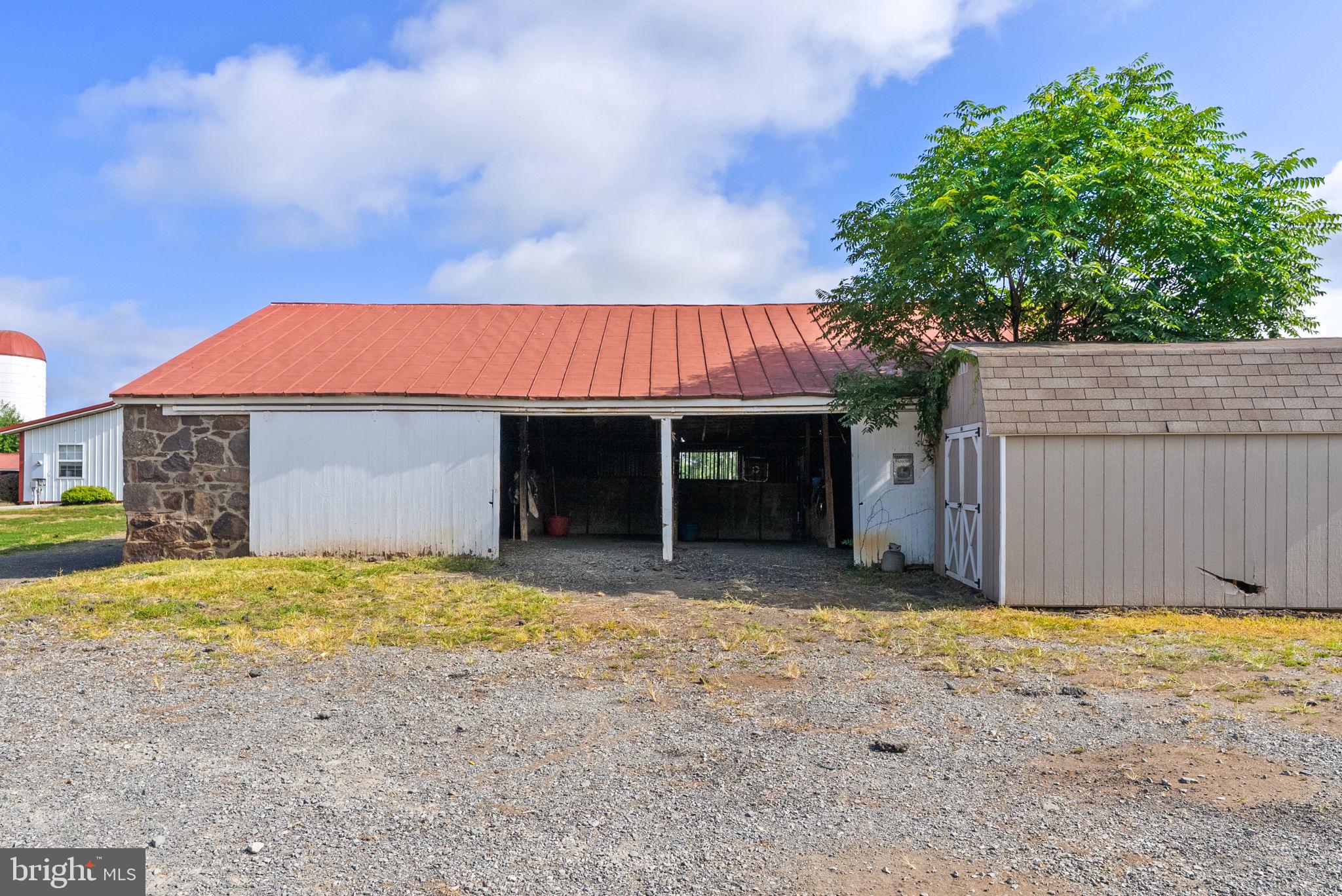 40332 COURTLAND FARM LANE