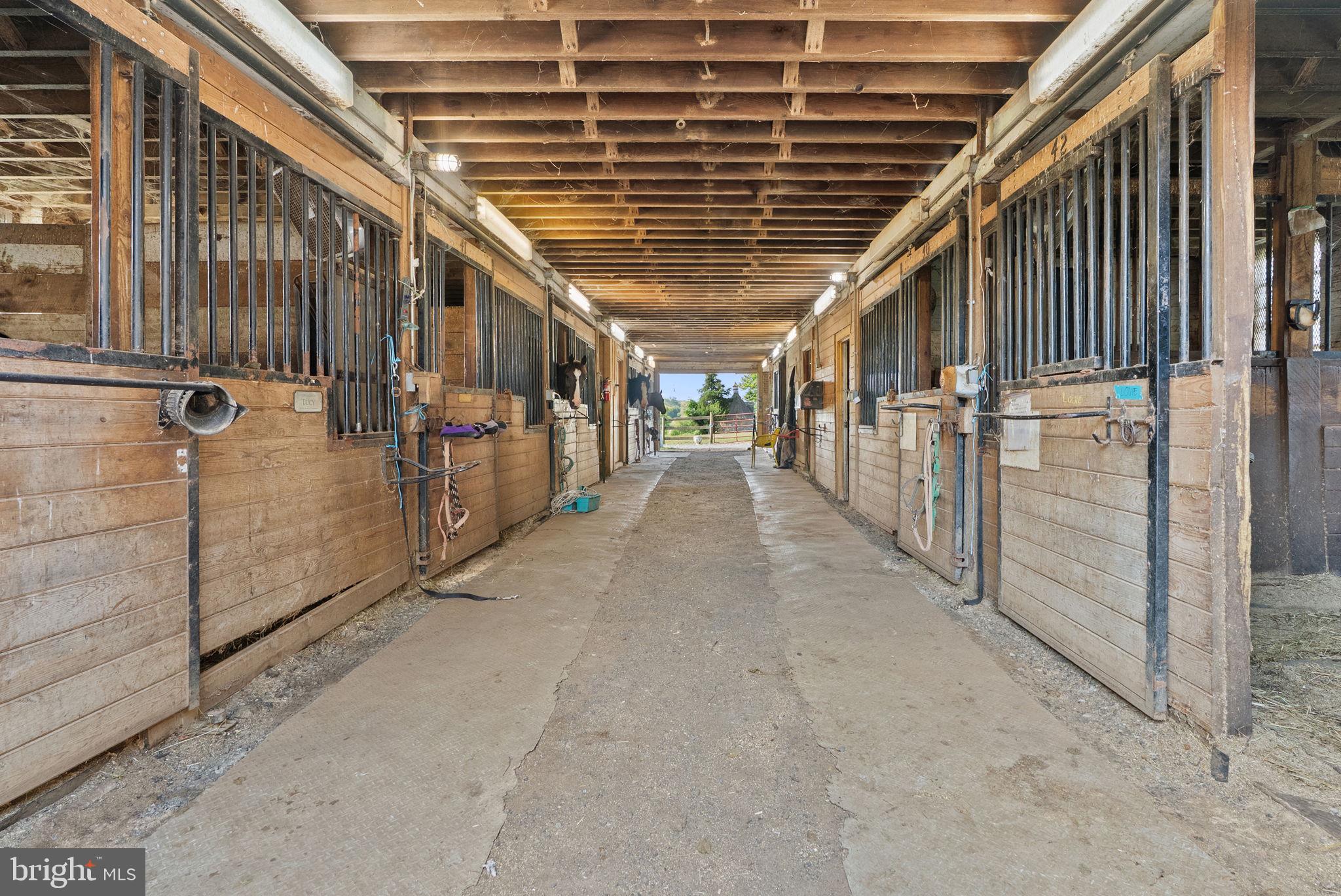 40332 COURTLAND FARM LANE