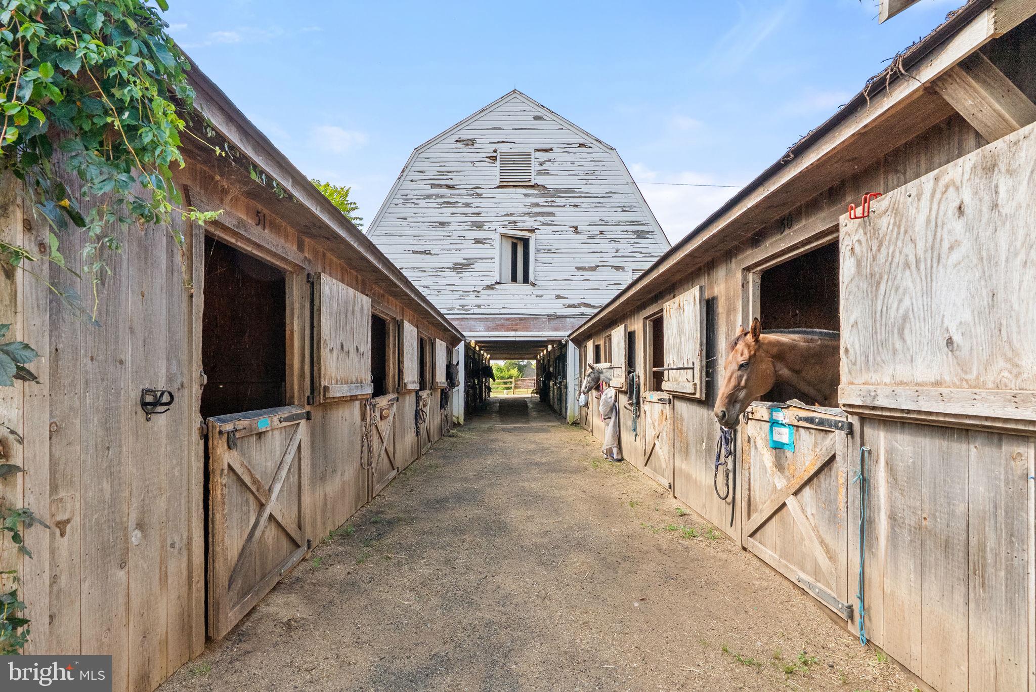 40332 COURTLAND FARM LANE