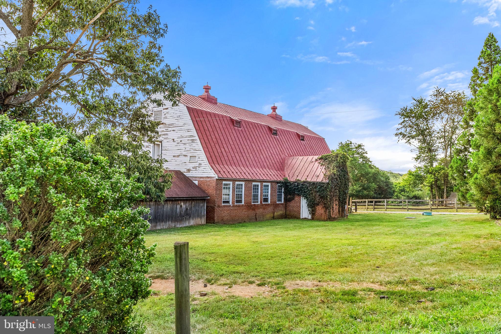 40332 COURTLAND FARM LANE