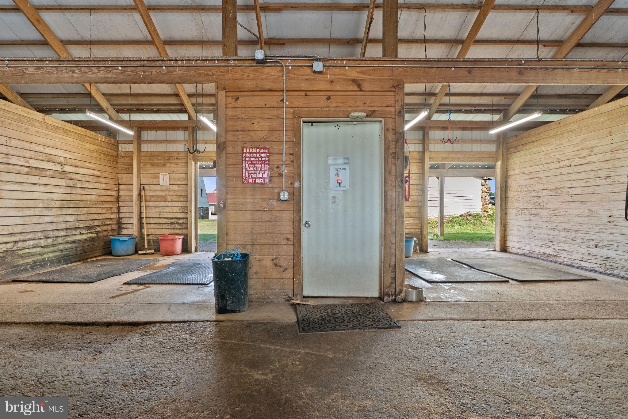 40332 COURTLAND FARM LANE